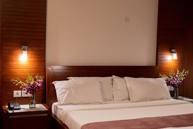 Hotel Sree Parijatha Grand Bangalore