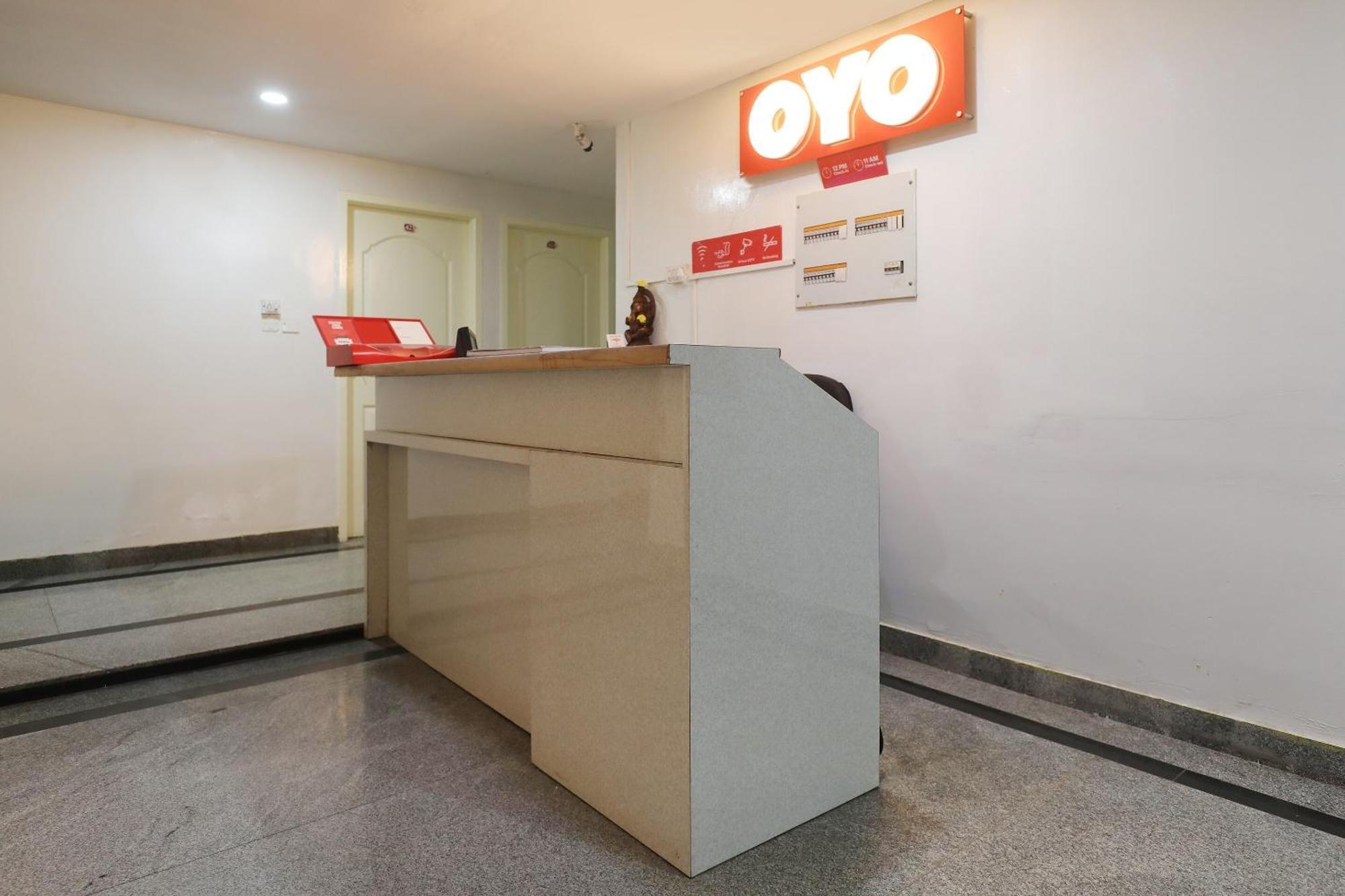 Super Oyo Flagship Archana Comforts Hotel 3*