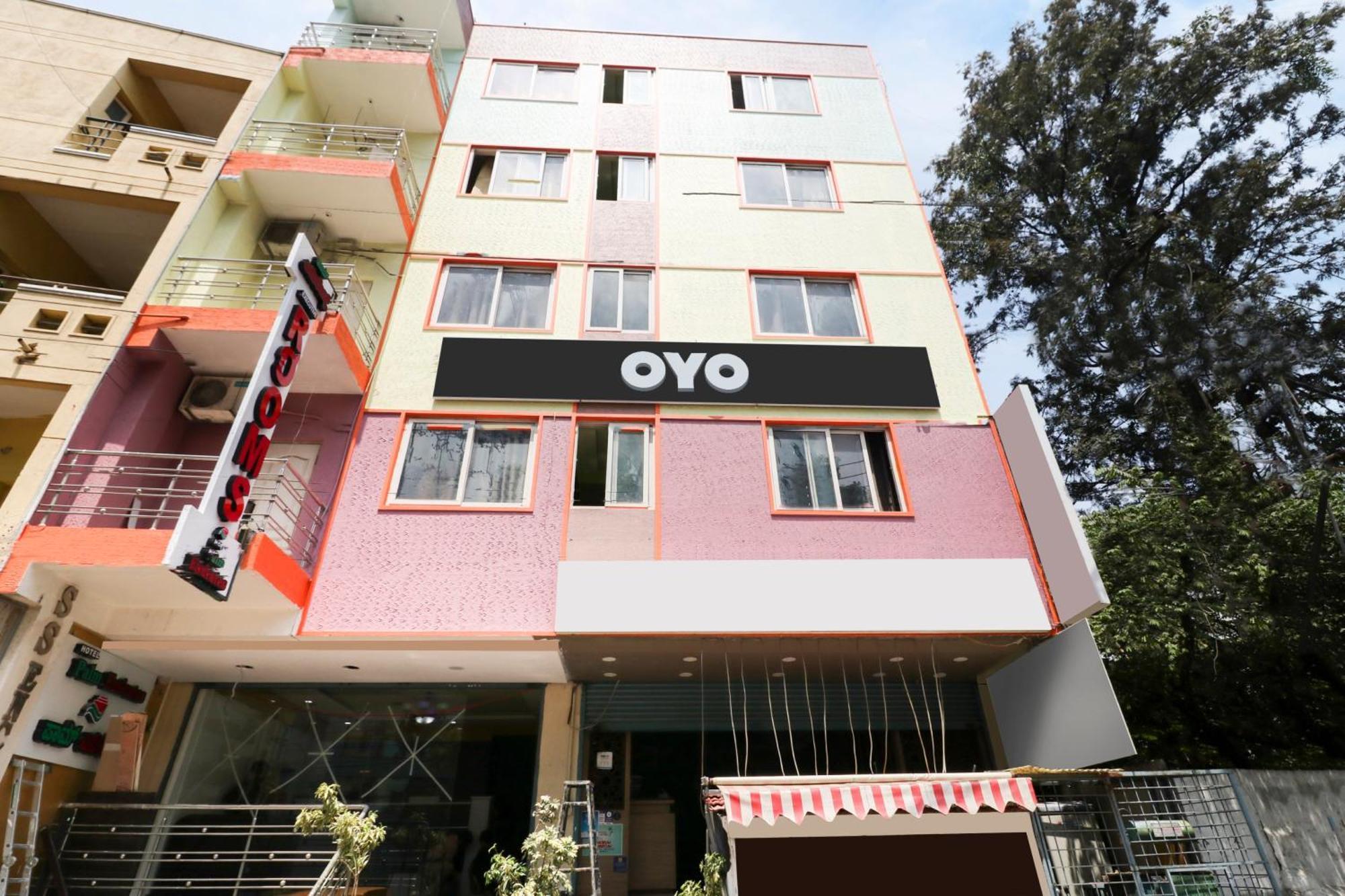 Hotel Collection O Tiara Near Christ Bangalore