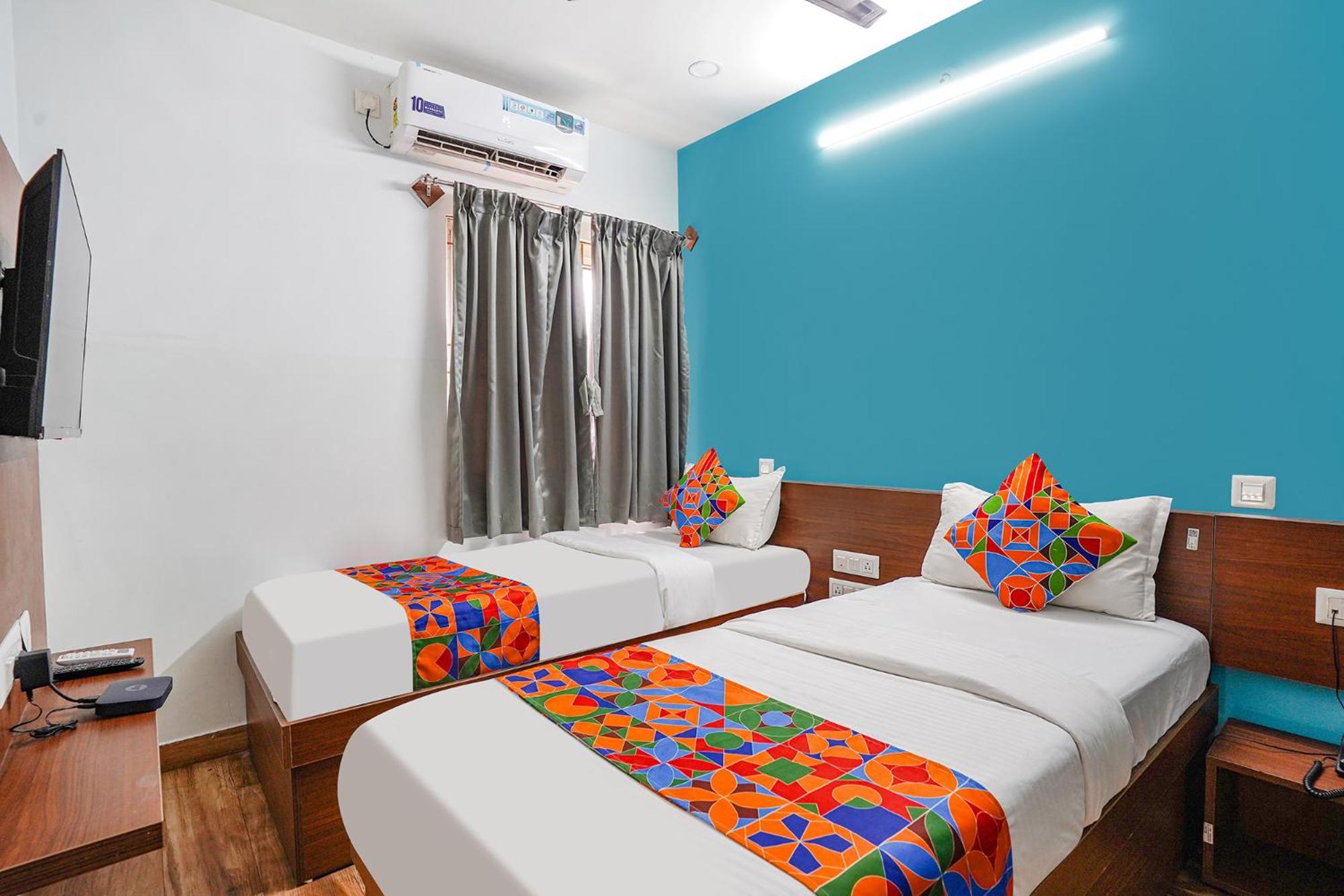 Fabhotel Rlv Palace - Nr Kengeri Satellite Town