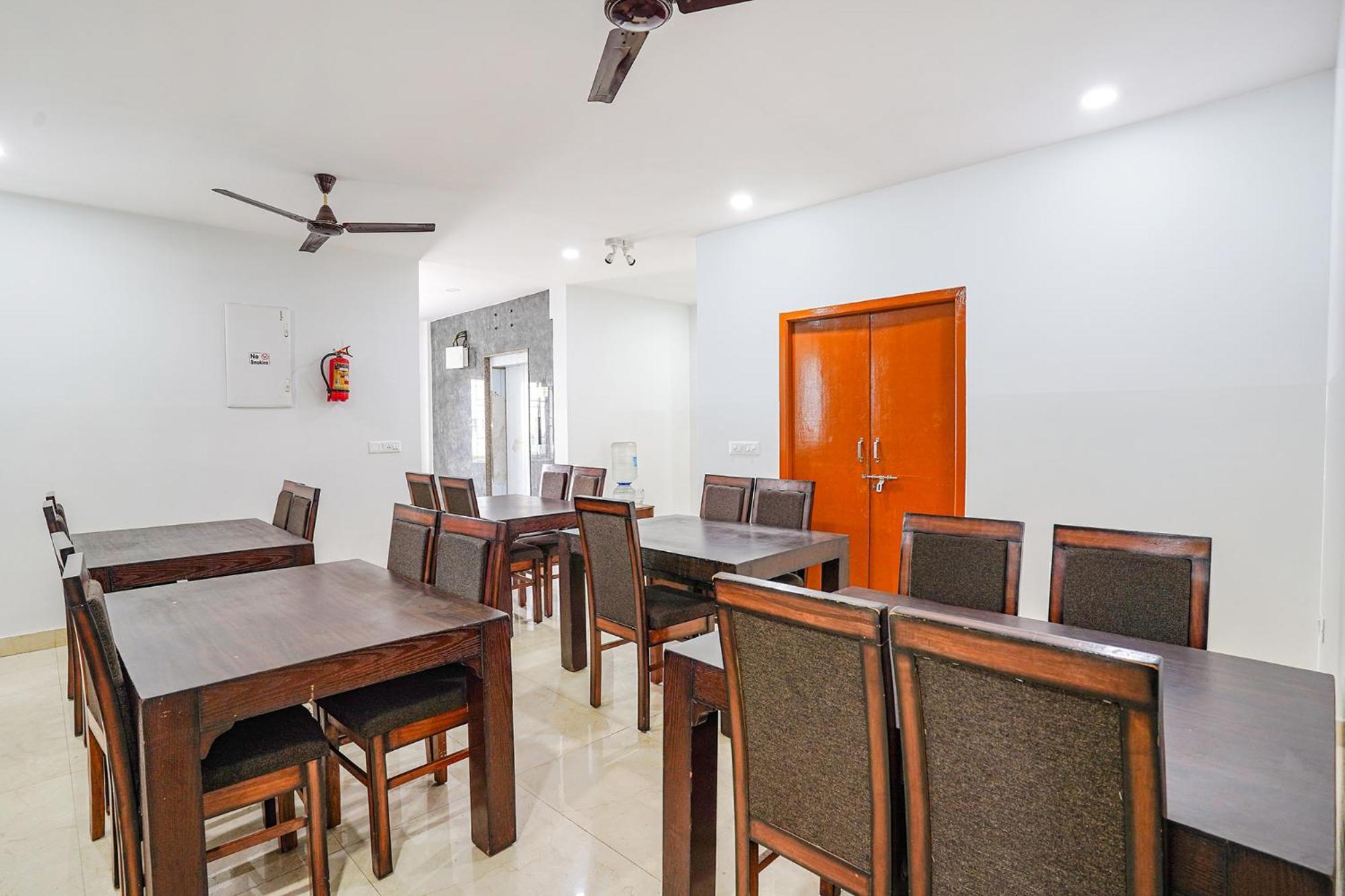 Fabhotel Rlv Palace - Nr Kengeri Satellite Town Hotel Bangalore