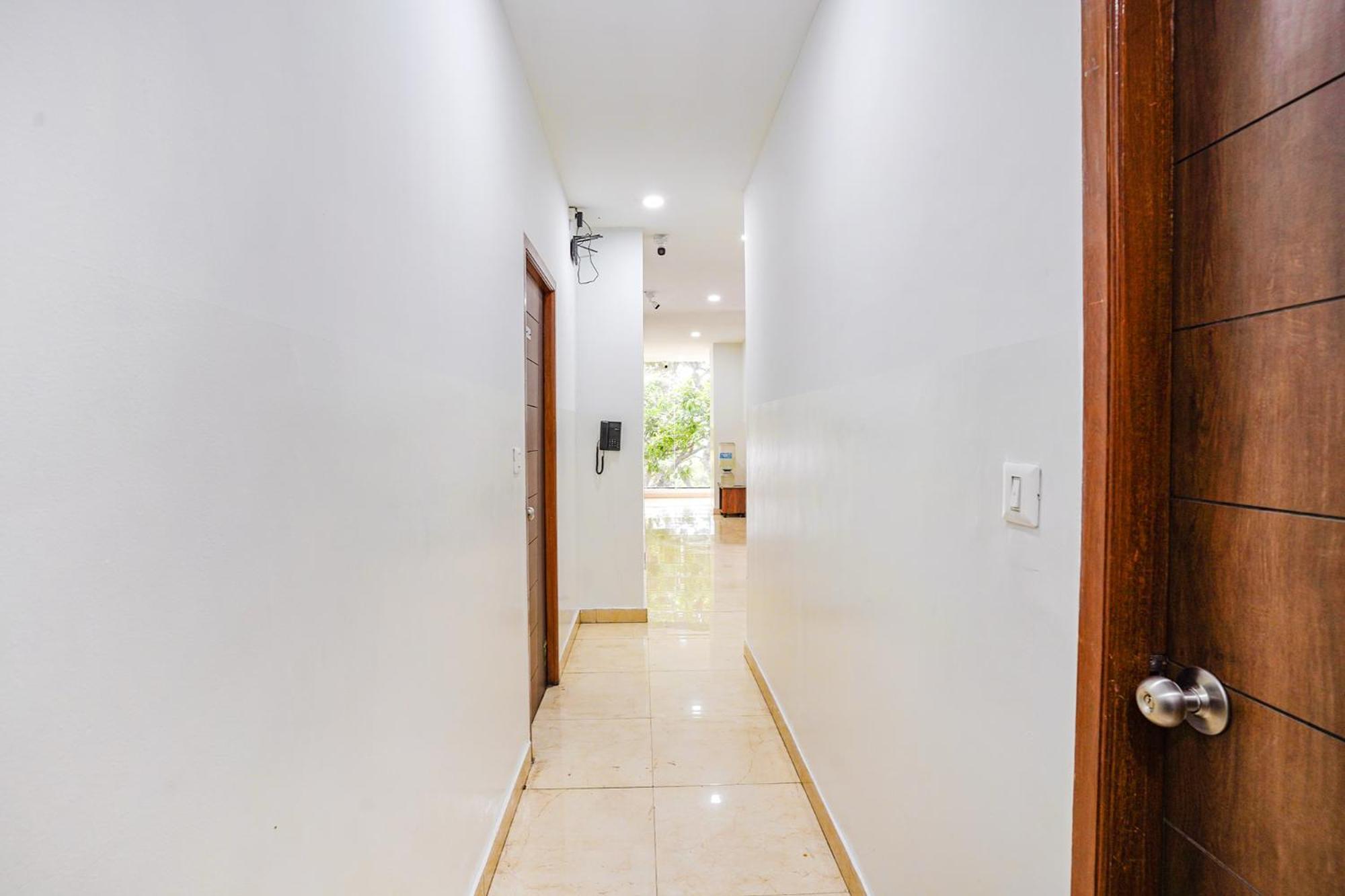 Fabhotel Rlv Palace - Nr Kengeri Satellite Town 3* Bangalore