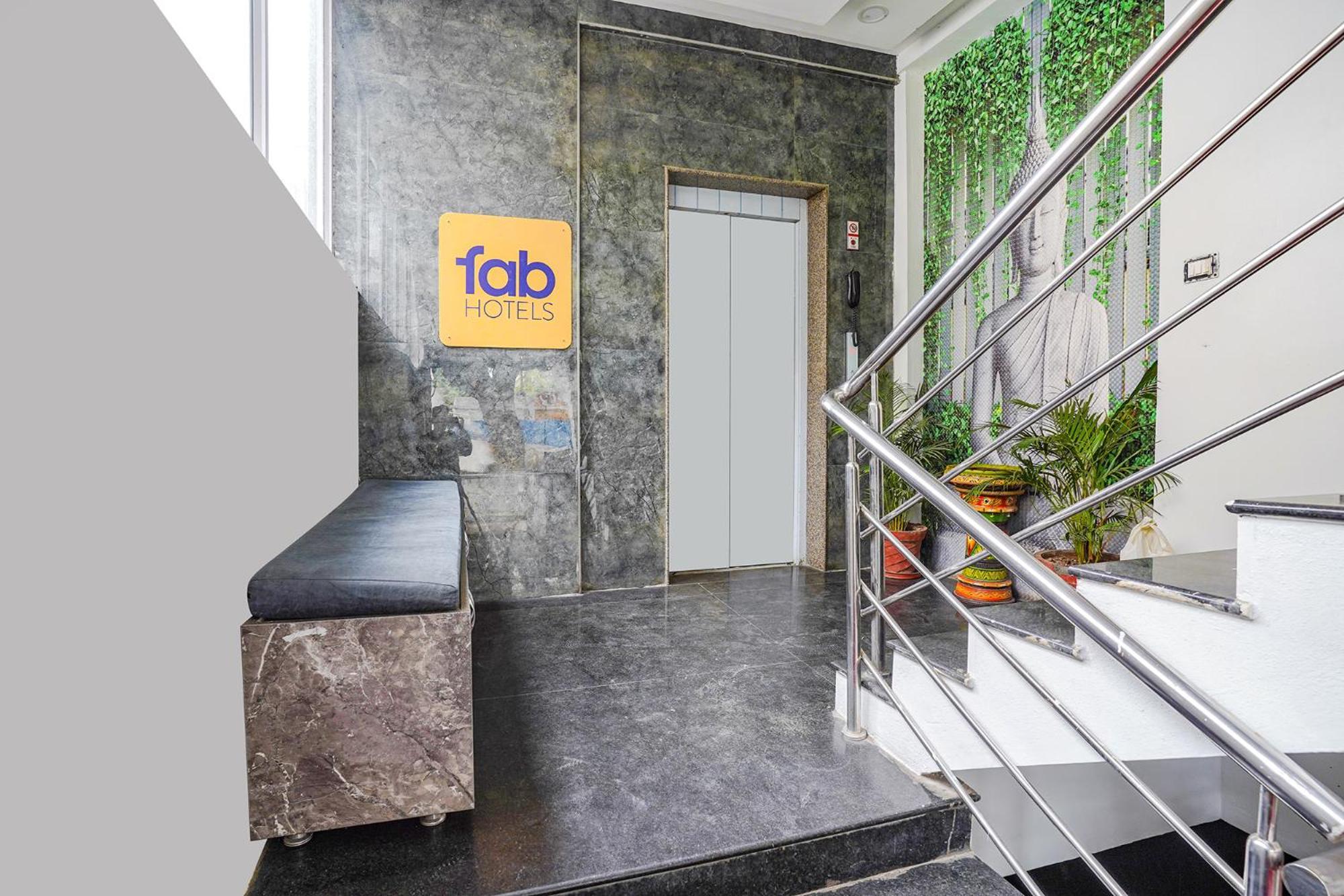Fabhotel Rlv Palace - Nr Kengeri Satellite Town Hotel Bangalore