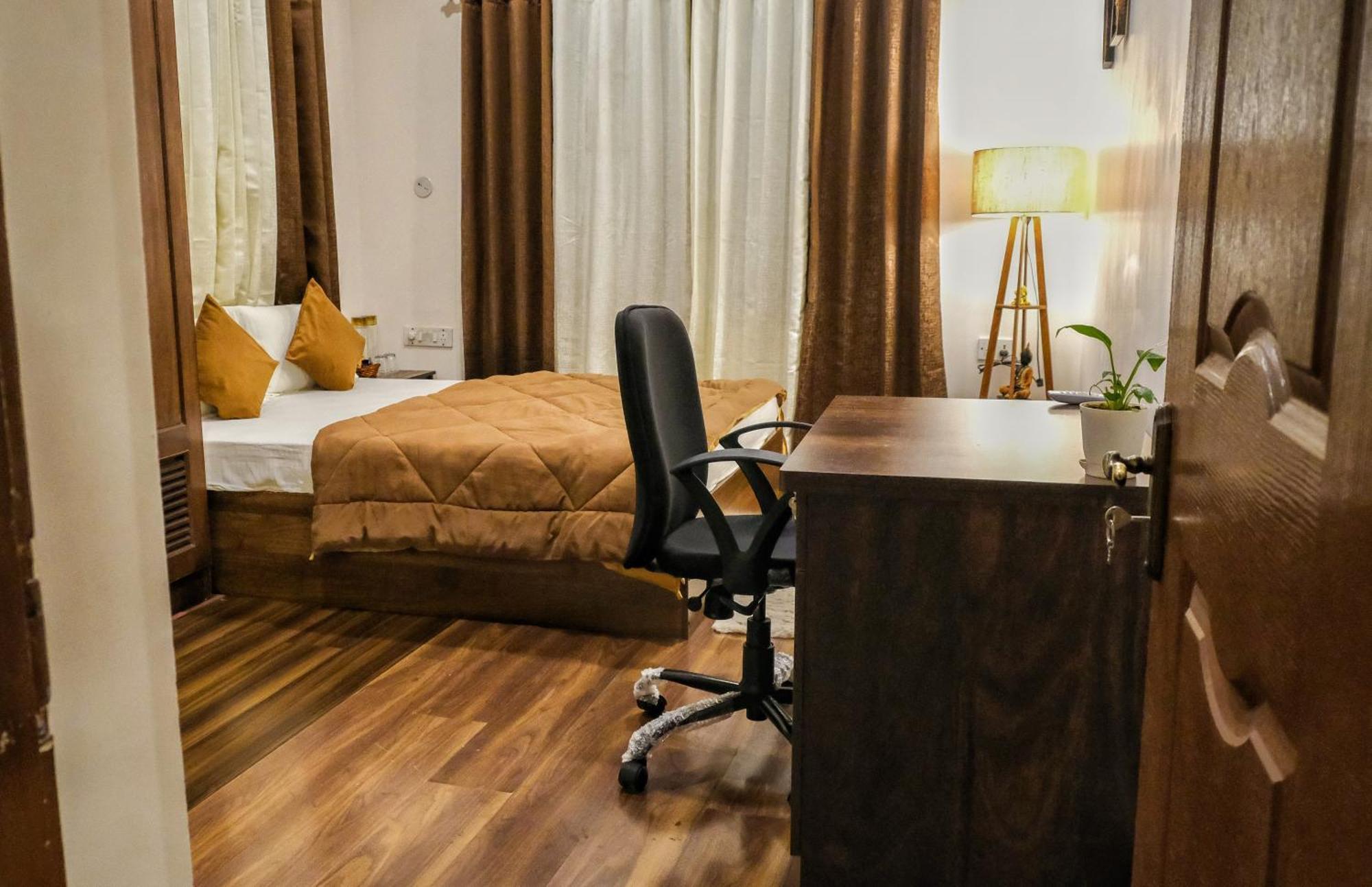 The Rustic Manor - Homestay *