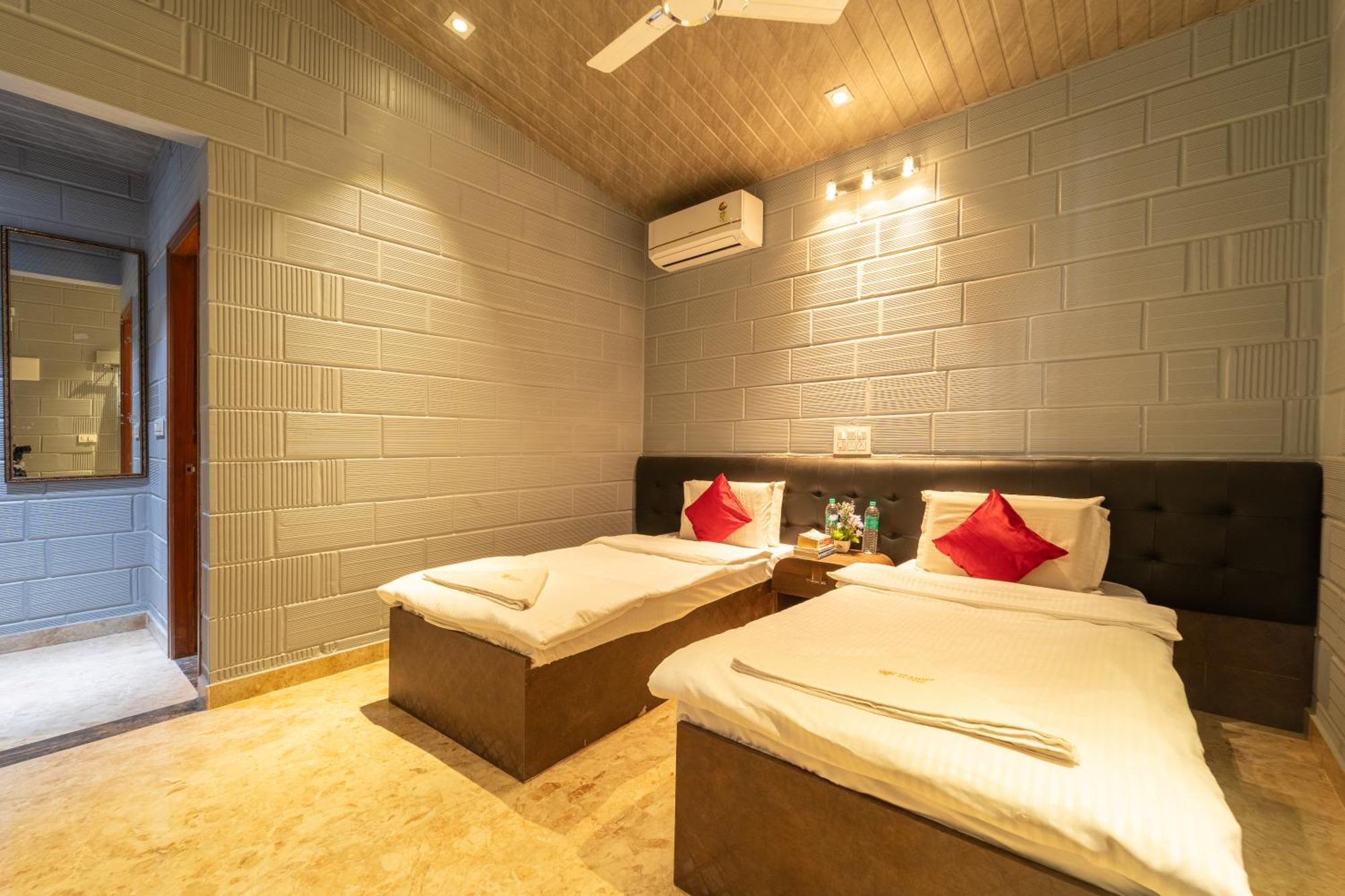Hotel Seasons - Hbr 3*