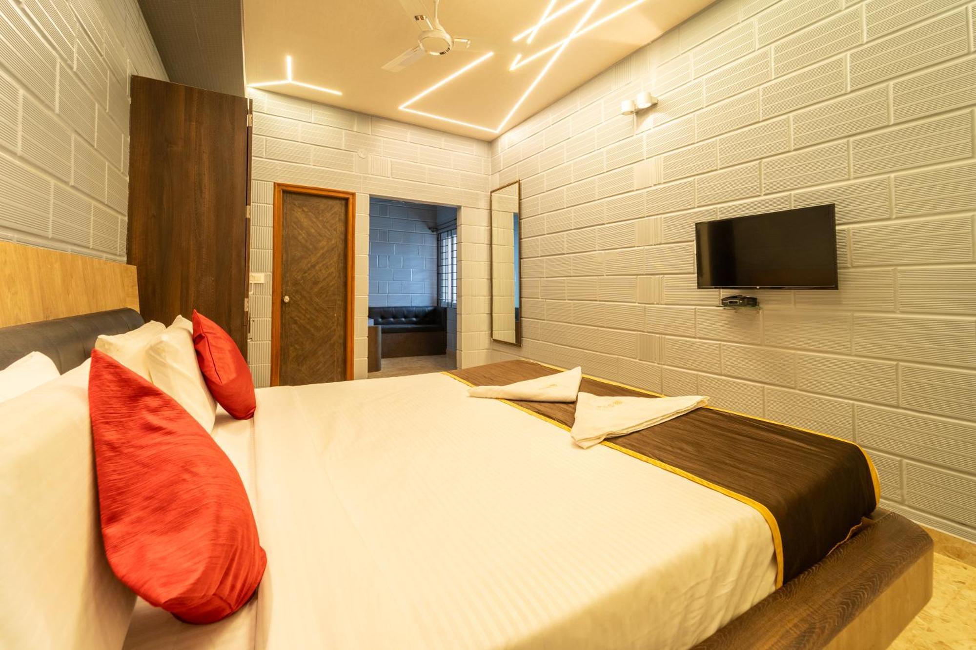 Hotel Seasons - Hbr 3*