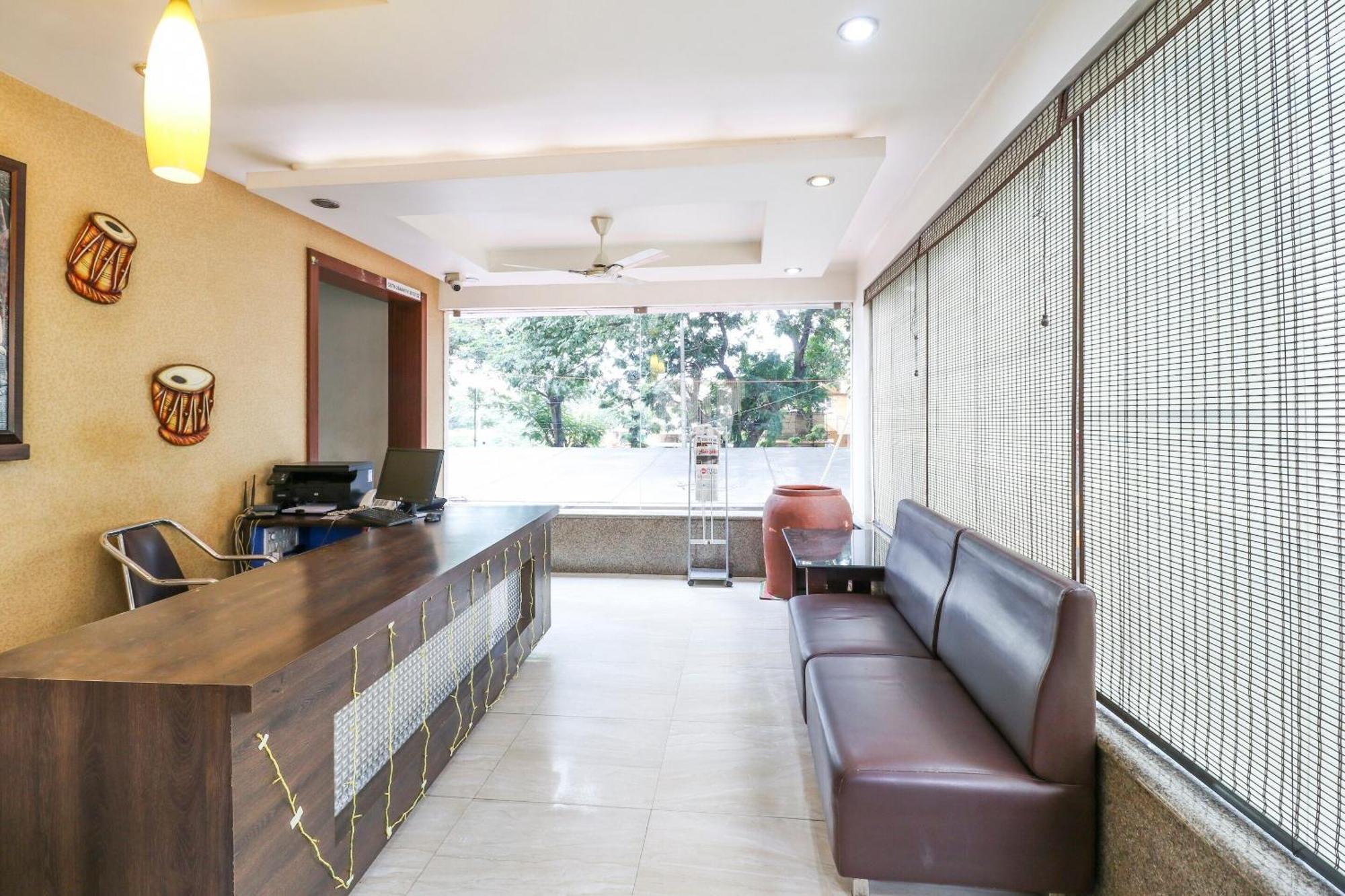 O Status Executive Room's