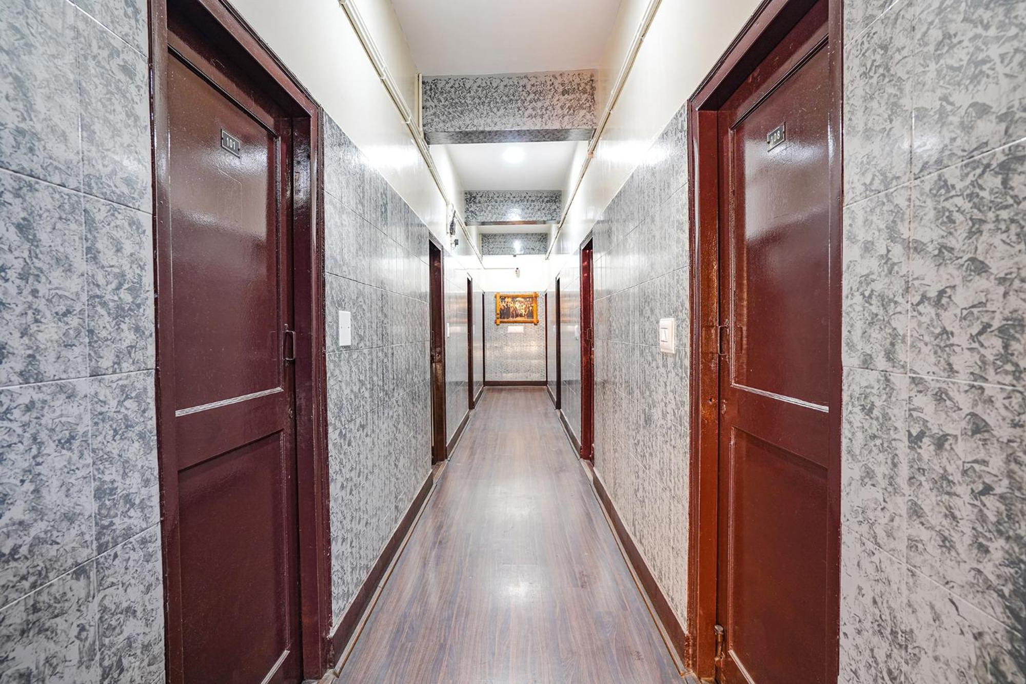 Hotel Fabexpress Pavithraa Edition - Nr Yeshwantpur Circle 3*