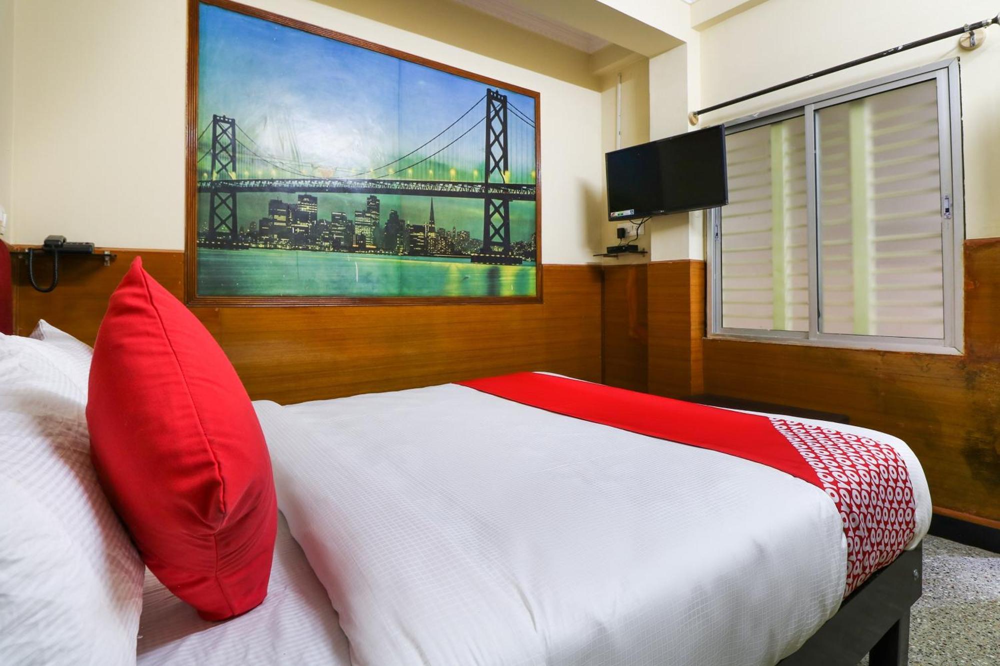 Hotel O Sree Lakshmi Residency 3*