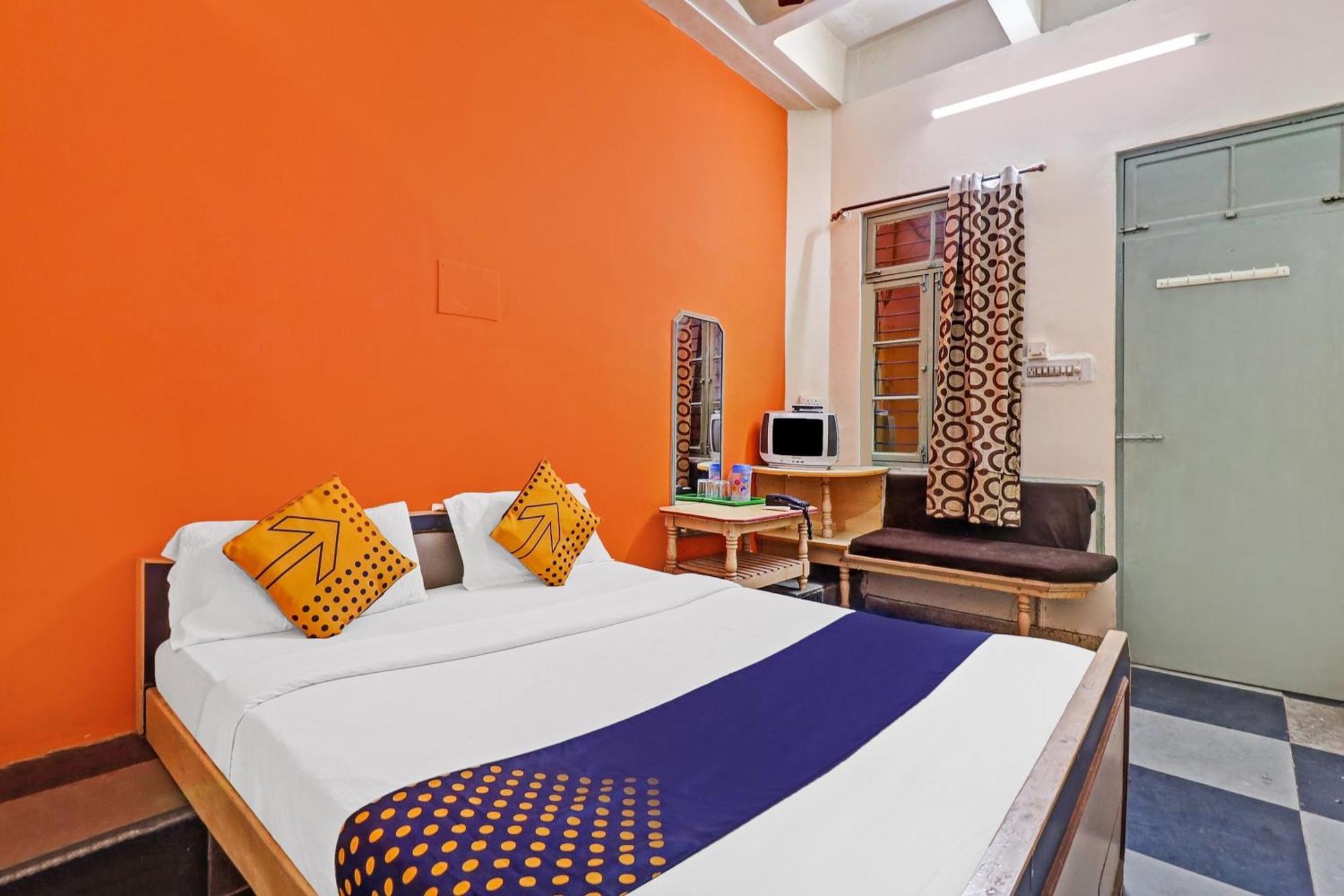 Spot On Sahara Hotel