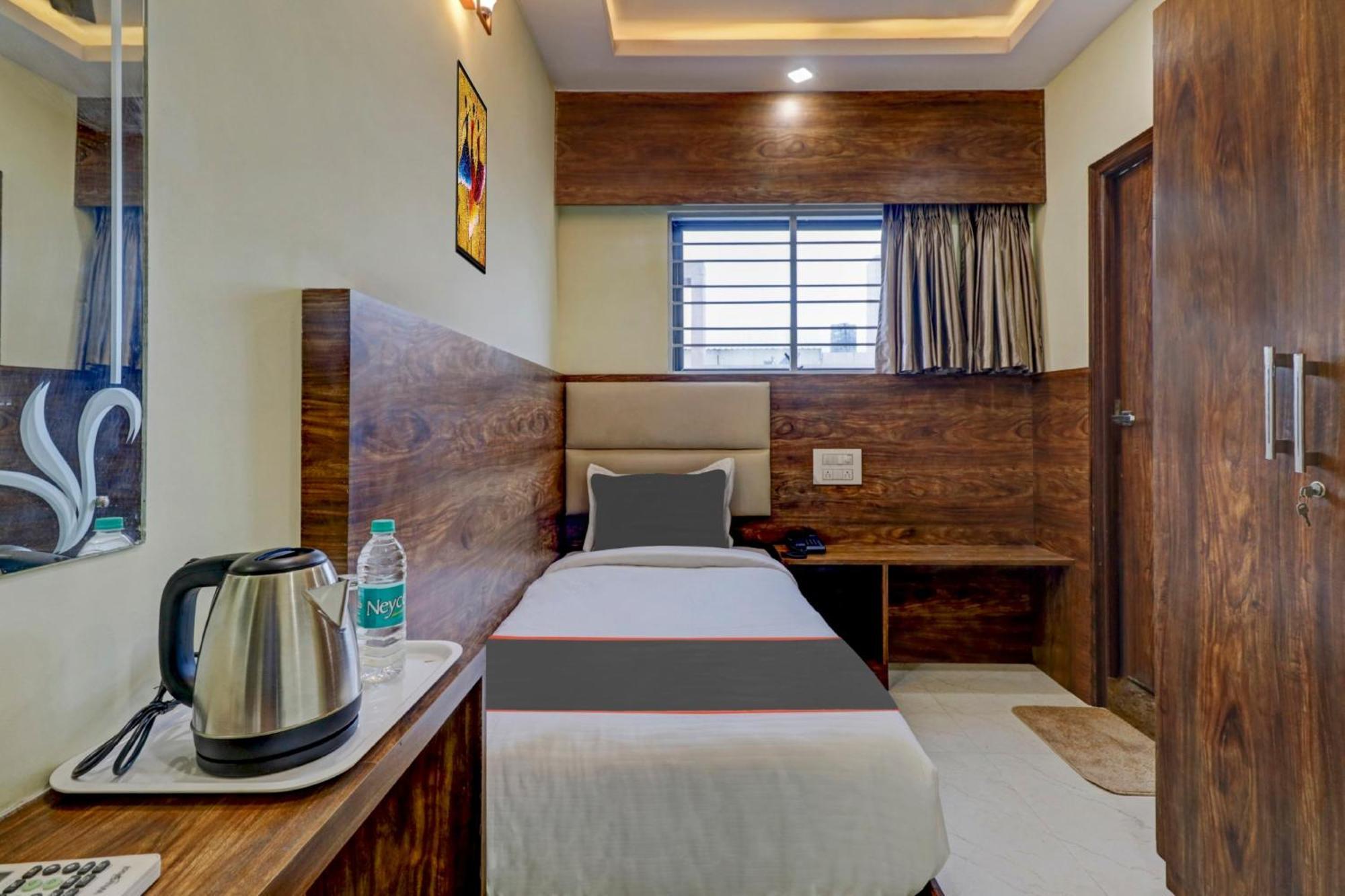 Collection O Karthika Residency Hotel 4*