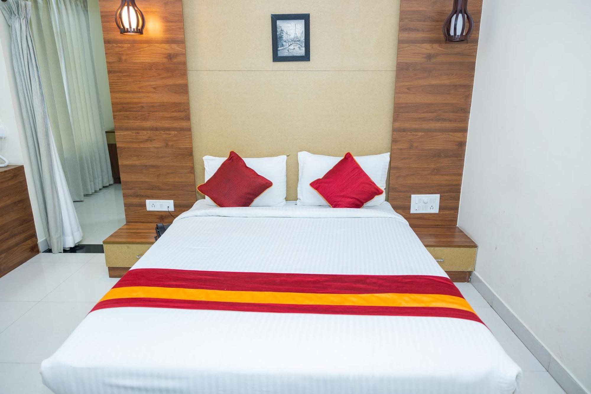 Ishwerya 3*