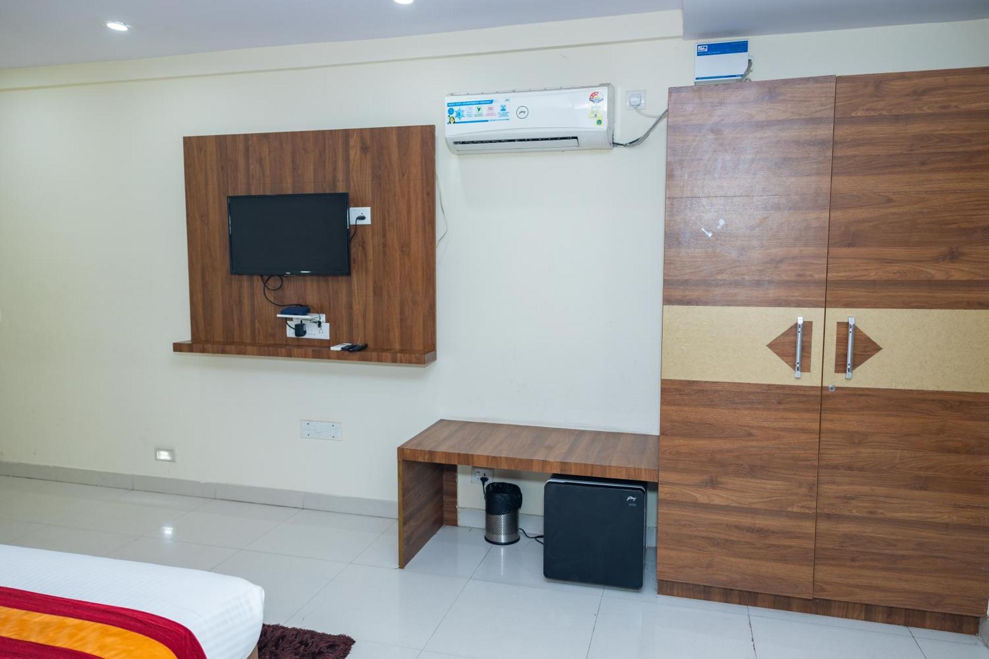 Ishwerya Hotel 3*
