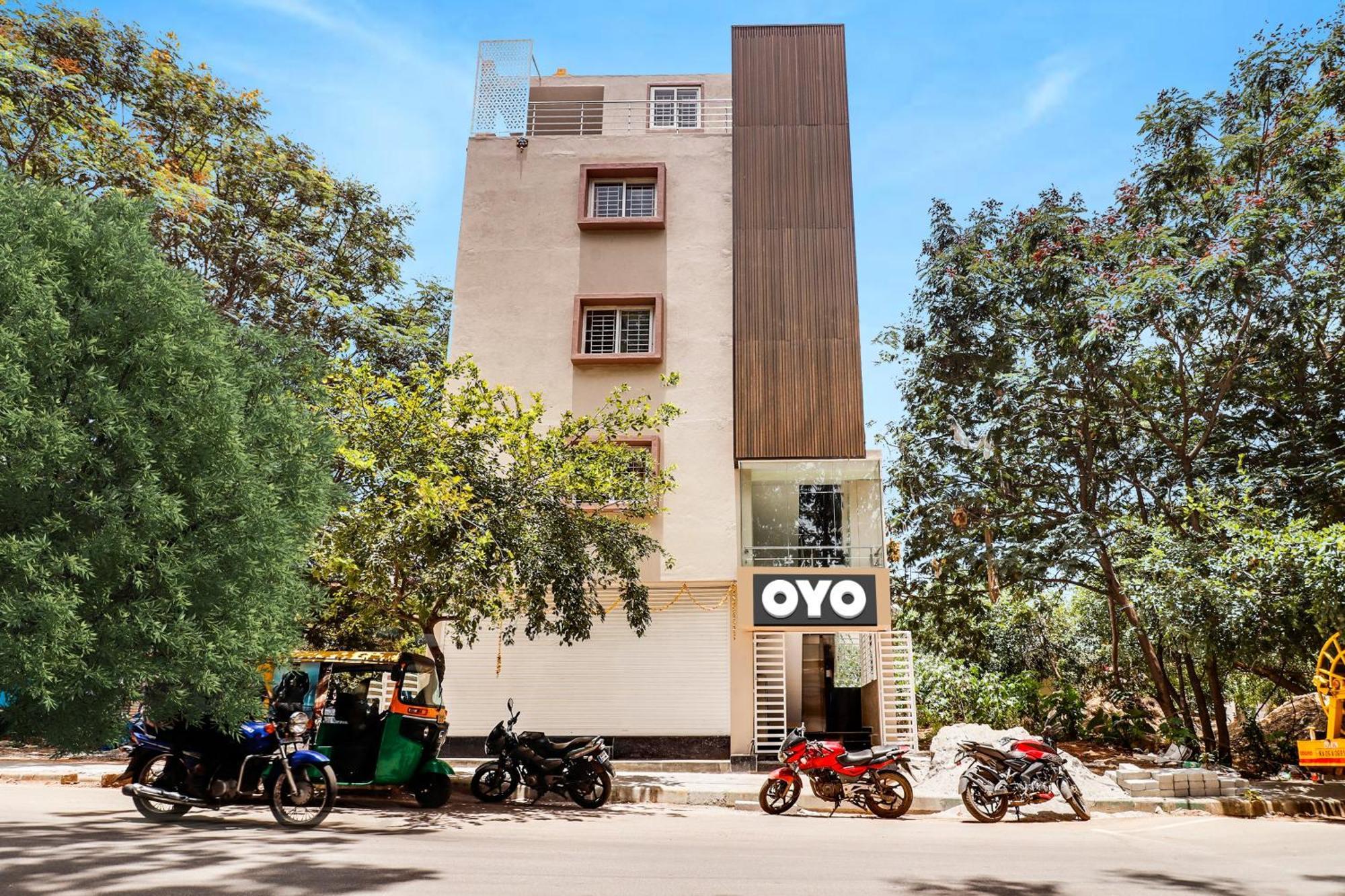Oyo Friends 4* Bangalore