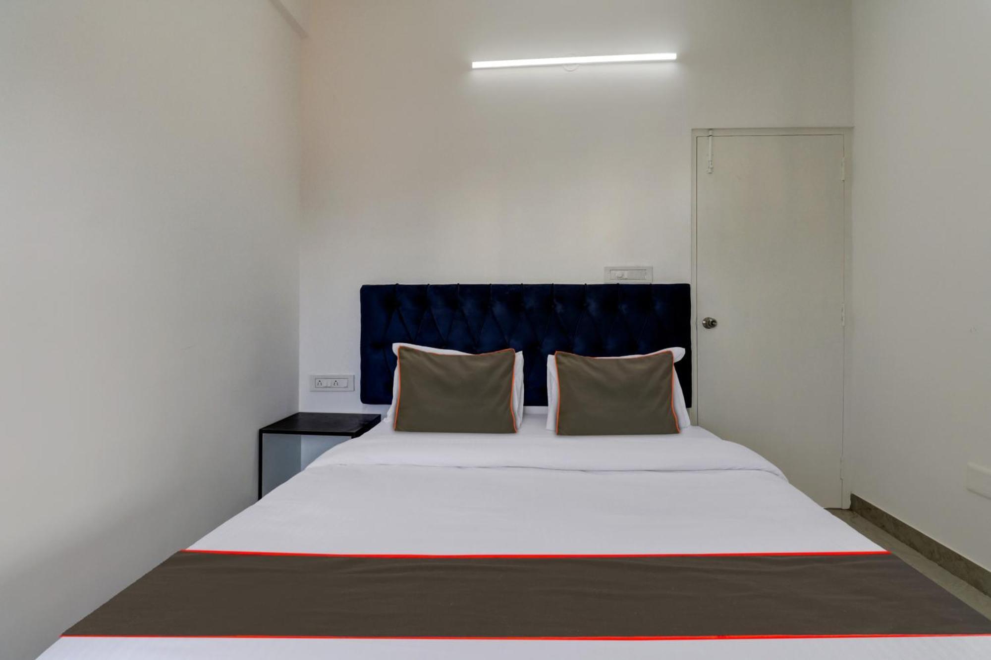 Collection O Heaven Hotel
