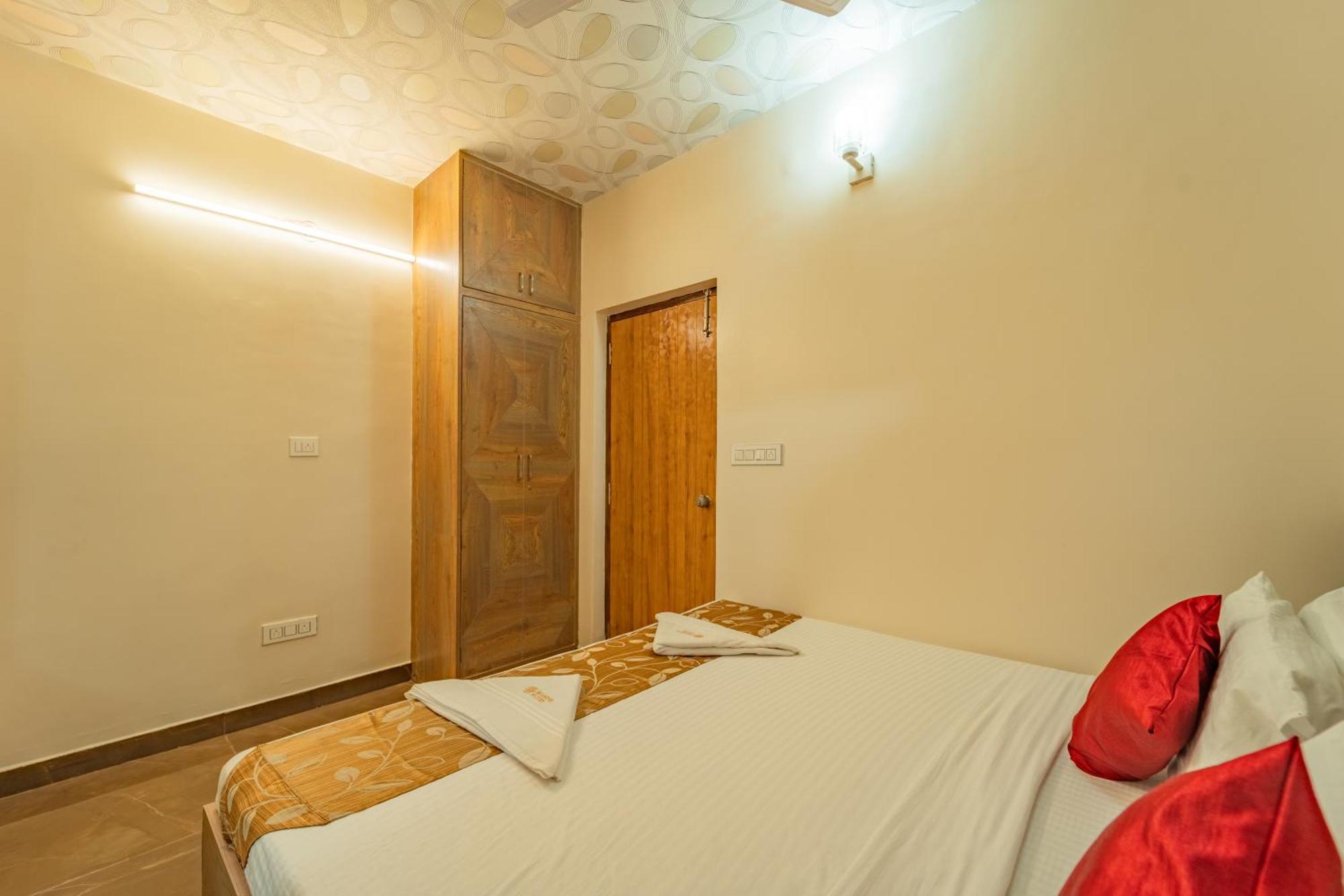 Apartment The Bangalore