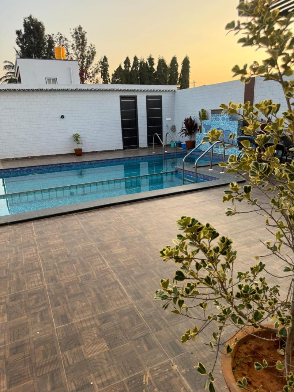 H&r Villa *