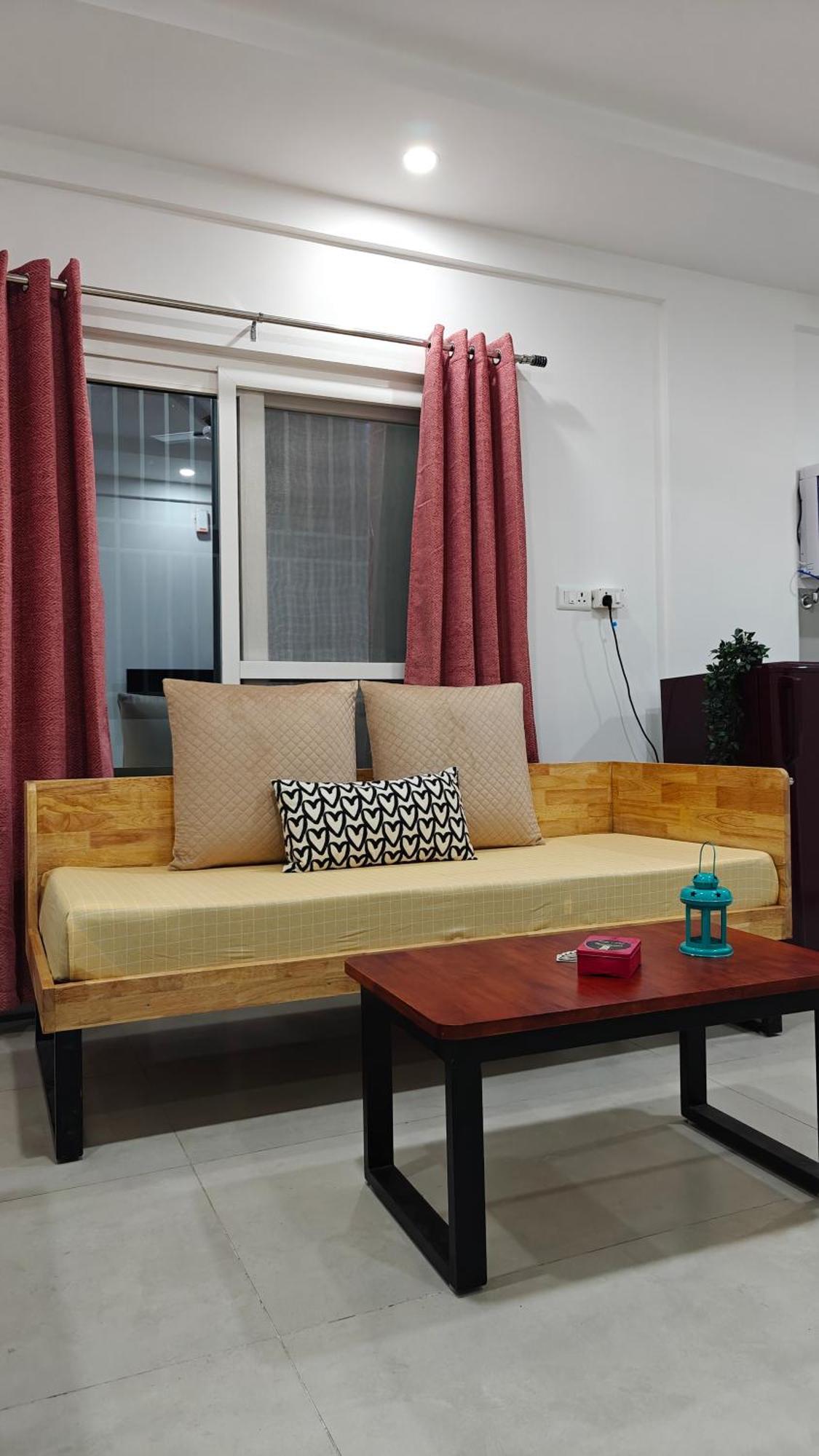 116 Tales By Tipiverse, Btm Layout - No Car Parking Apartment *