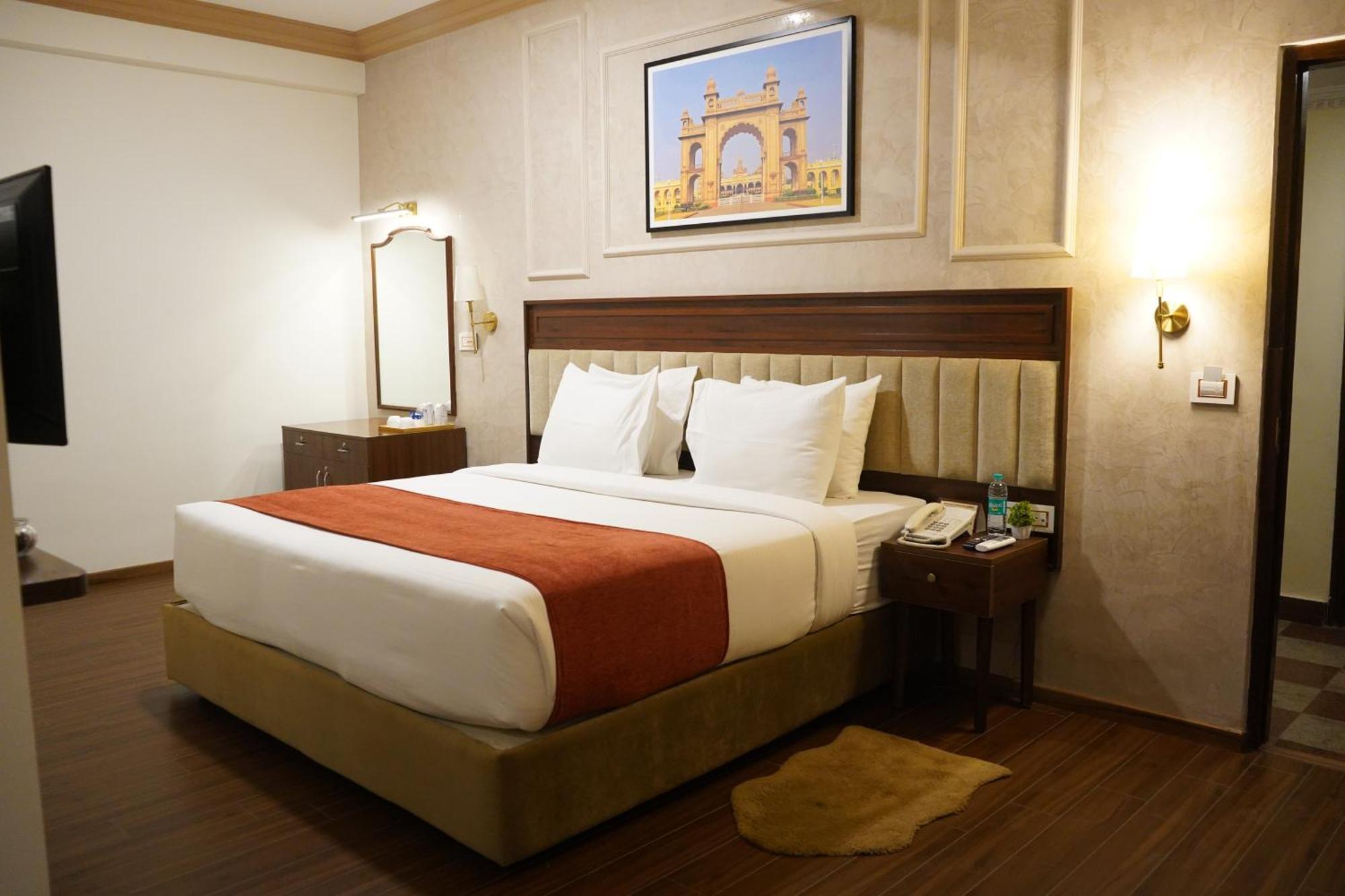 Nalapad's International Hotel