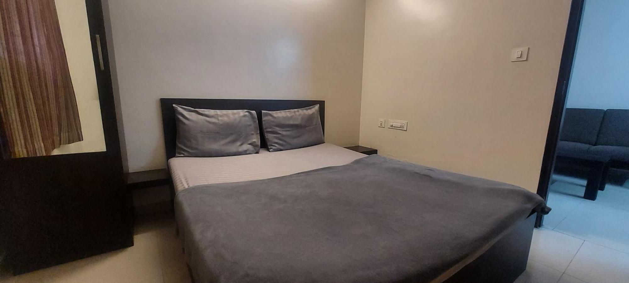 Tranquil Serviced Apartment *