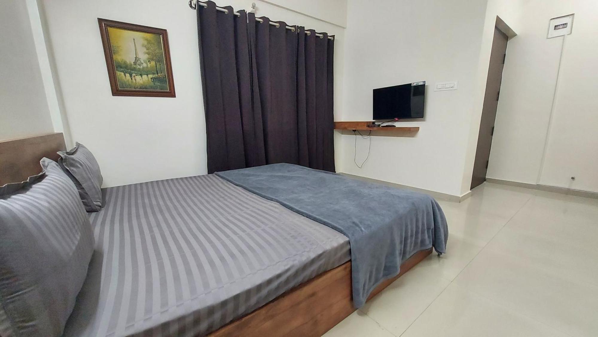 Tranquil Serviced Apartment