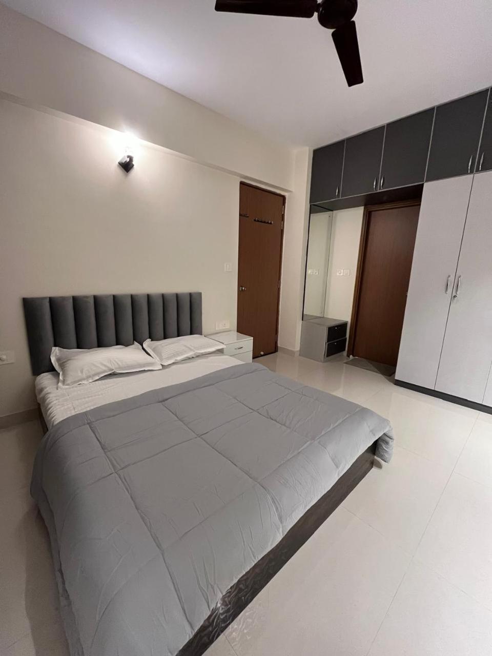 Snooze Living Manchester 2 Bhk E City Apartment