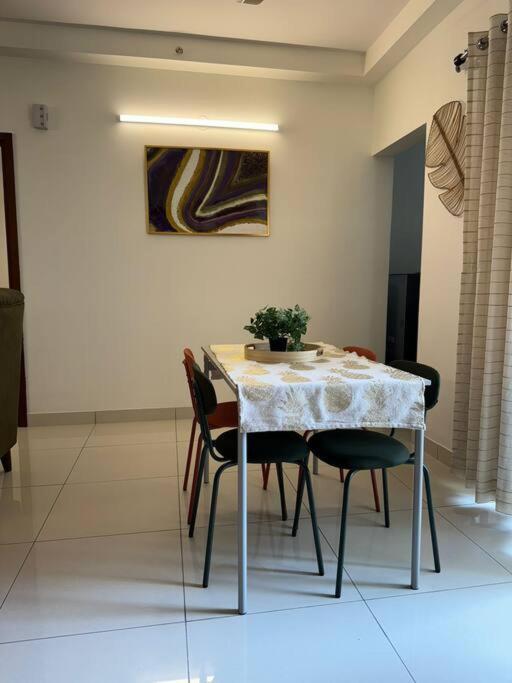 Classy2bhk Near International Airport *