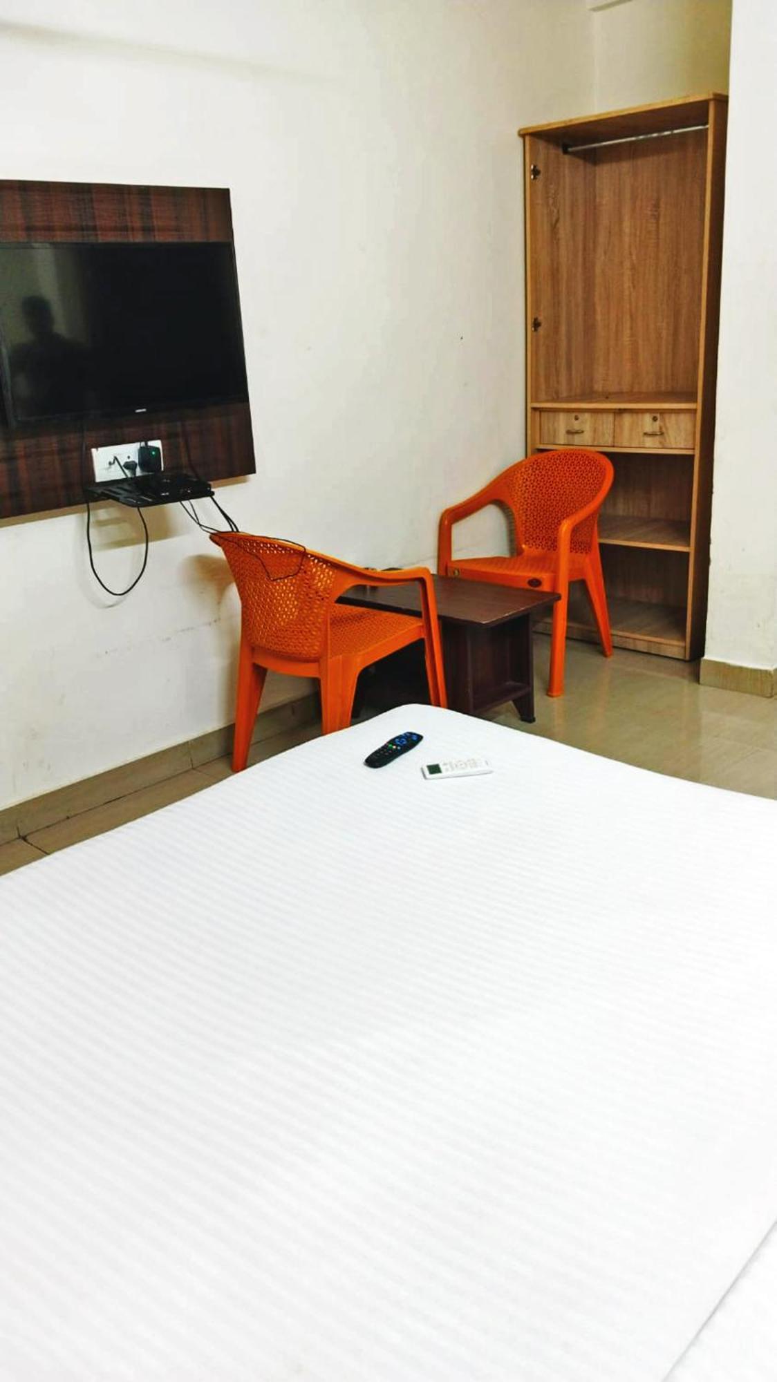 Golden Paradise Hotel