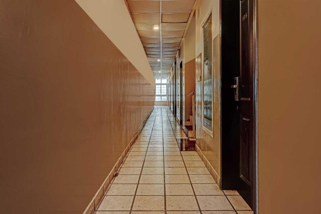 Hotel Oyo Galaxy