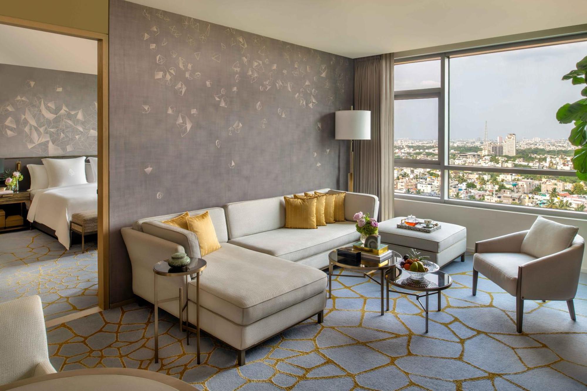 Four Seasons At Embassy One 5*