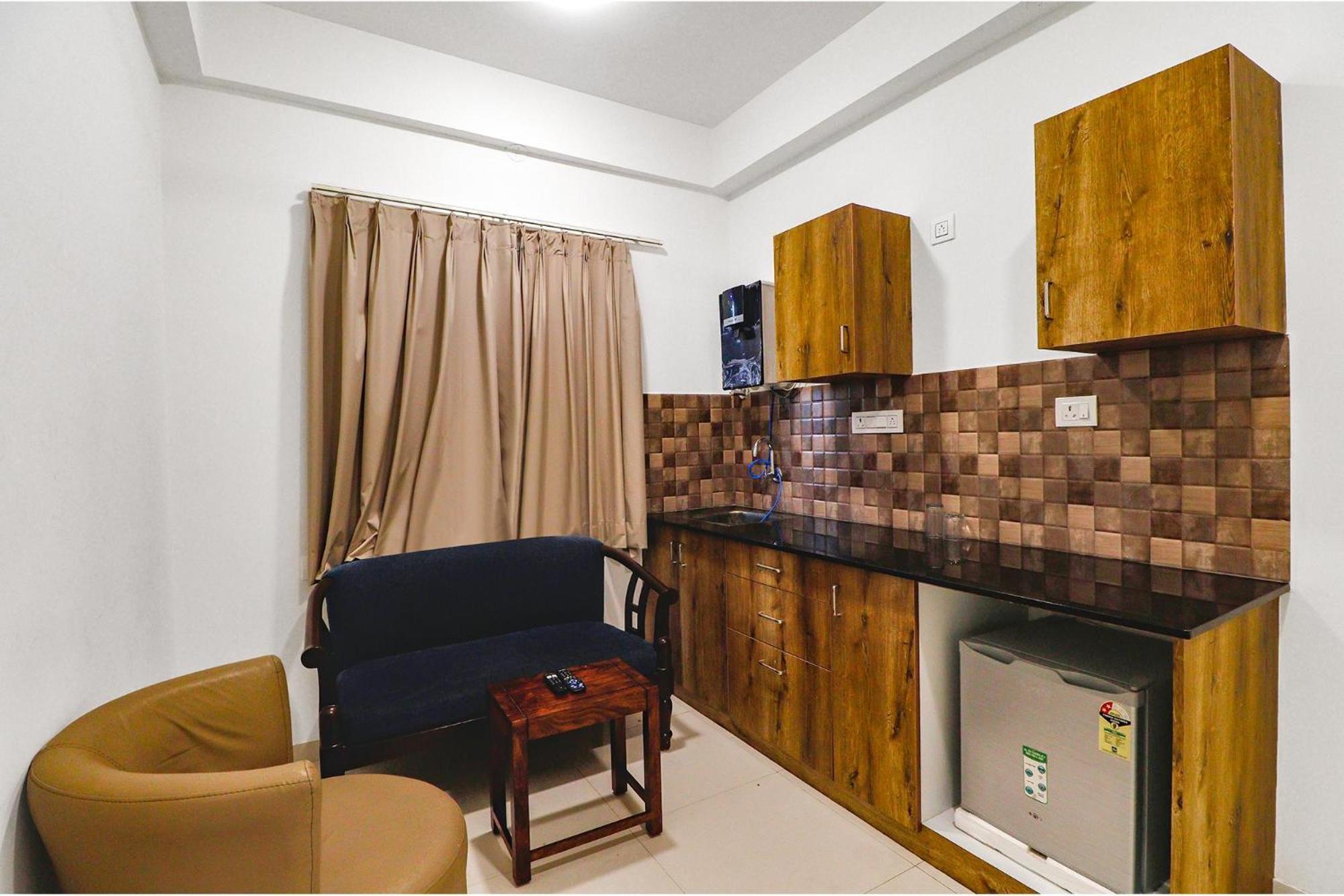 Fabhotel Royal Manyata 3*