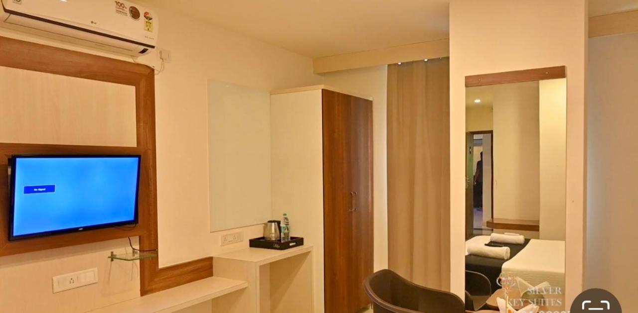 Hotel Silver Key Bangalore