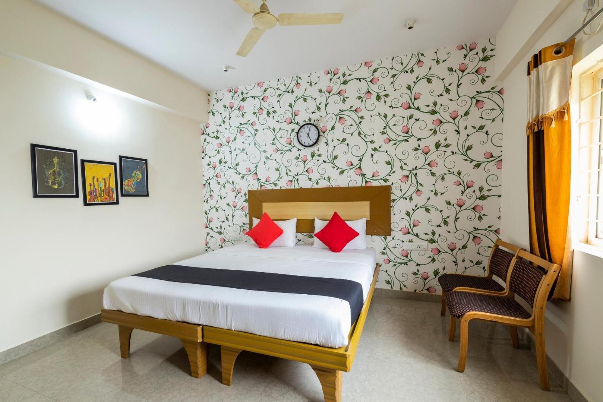 Hotel Collection O Sandalleaf Park Bangalore