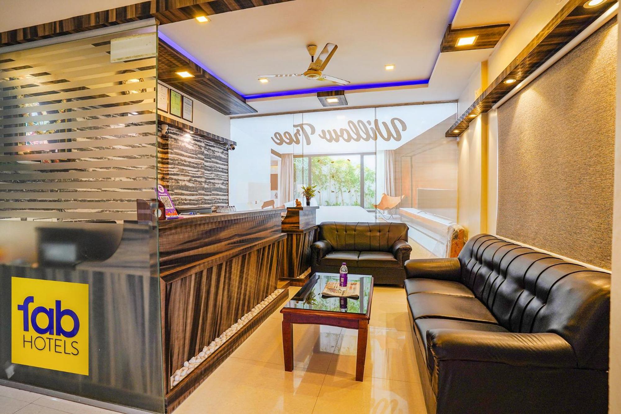 Fabhotel Willow Tree Apartment