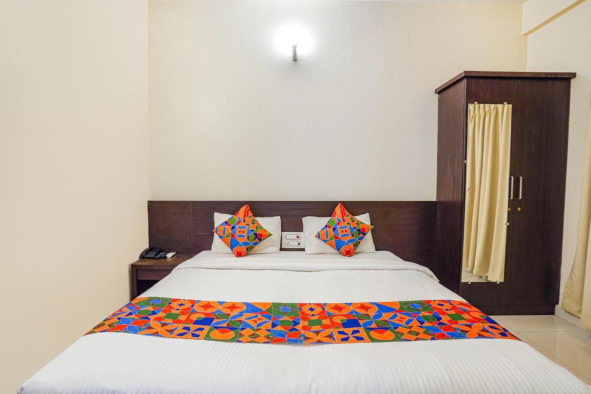 Apartment Fabhotel Willow Tree