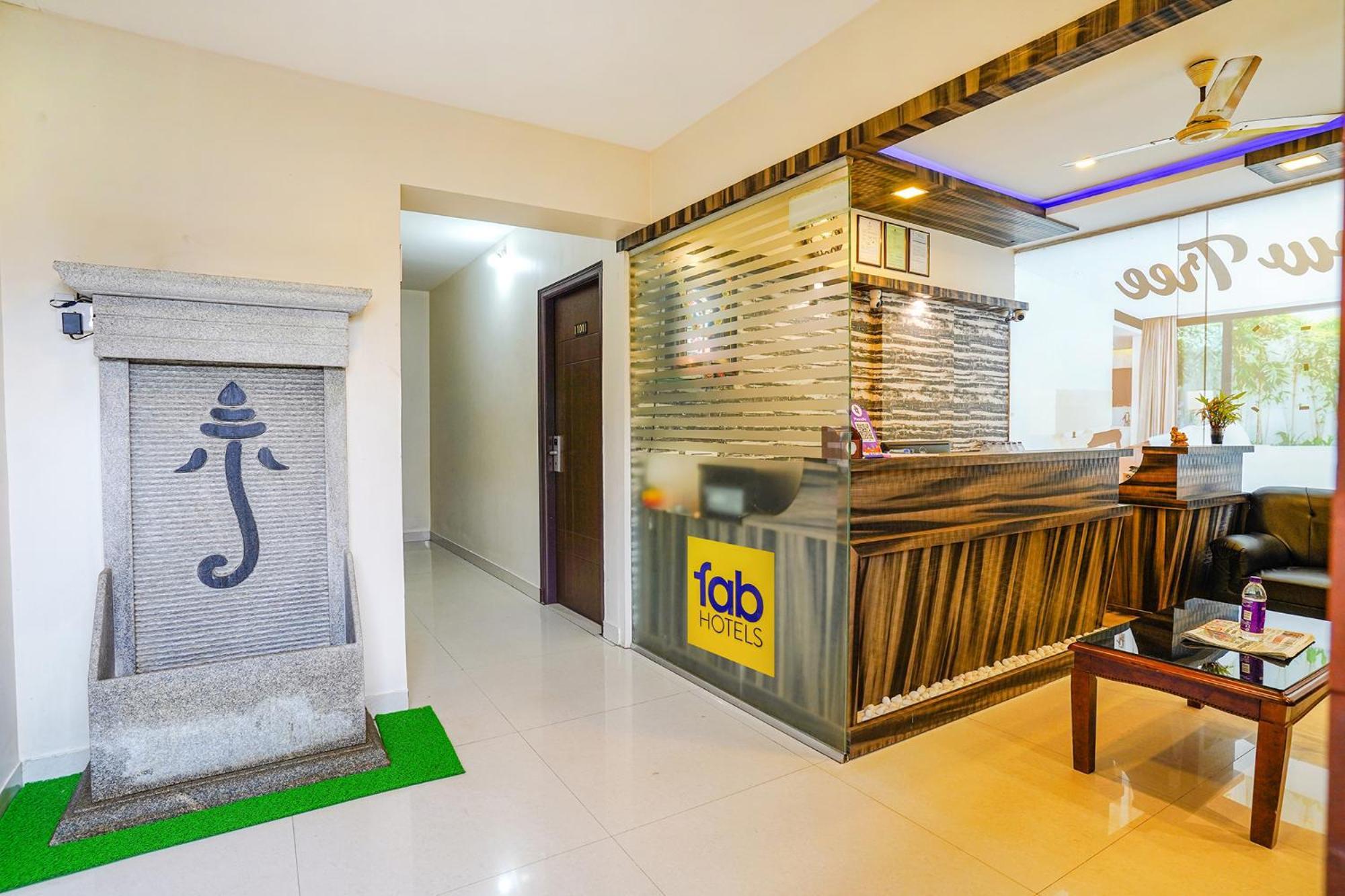Fabhotel Willow Tree Apartment