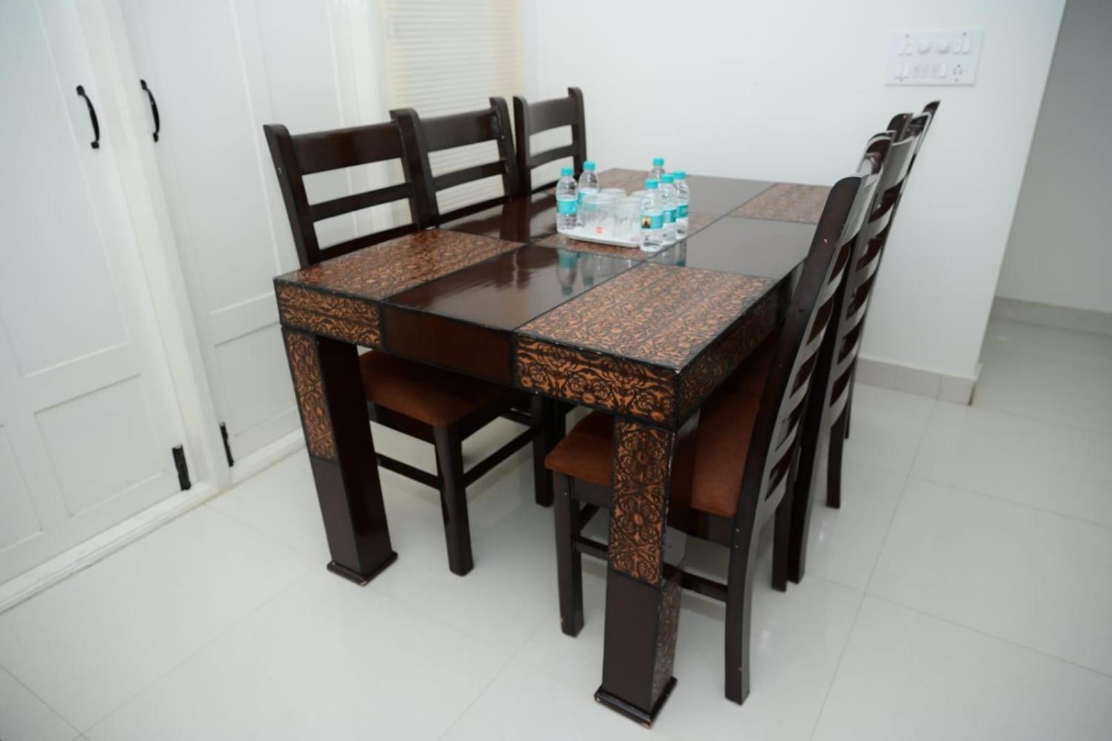 Windfall Service Apartamento *