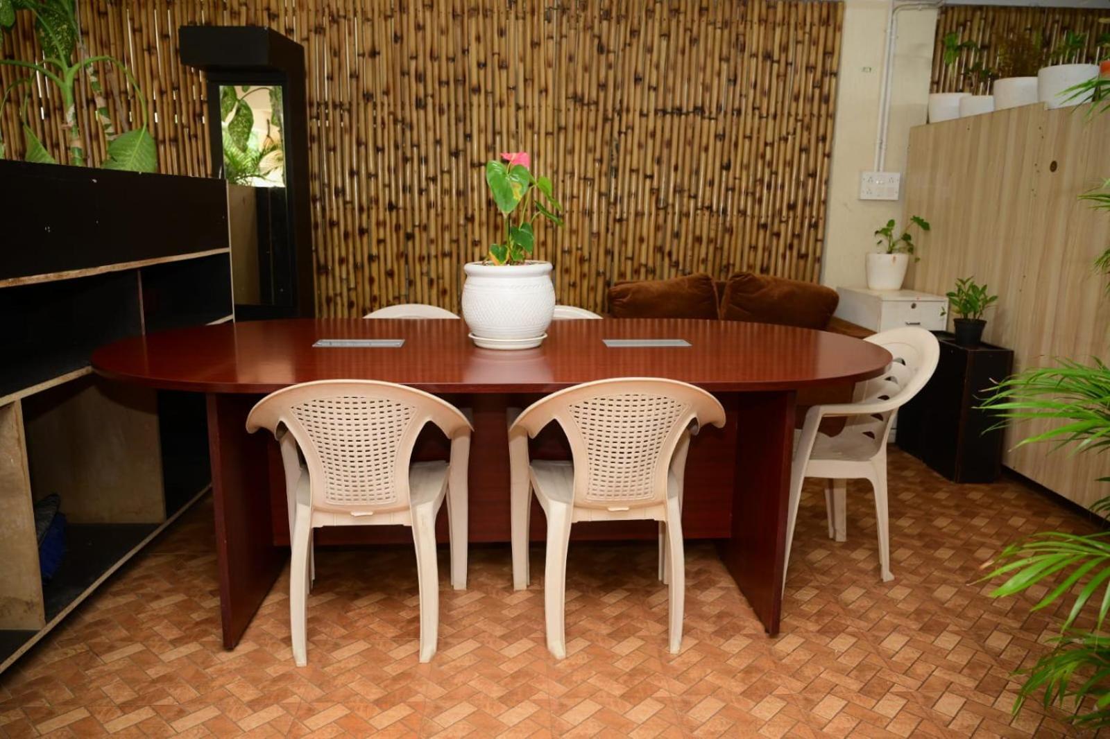 Windfall Service Apartamento Bangalore