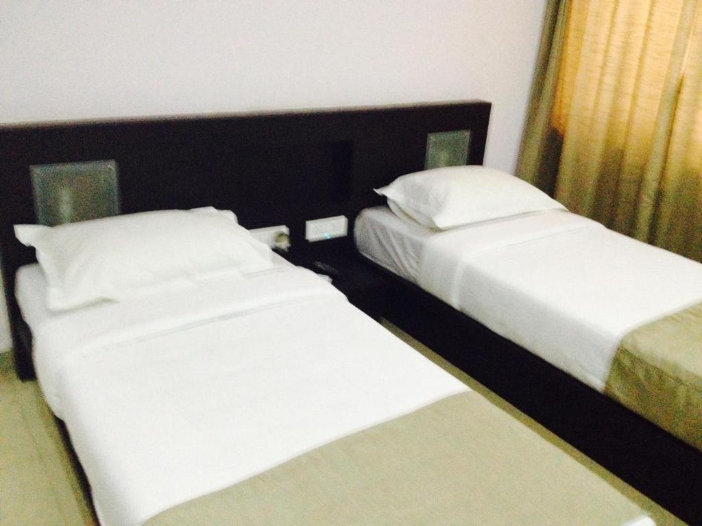 Hotel Aston Service Bangalore