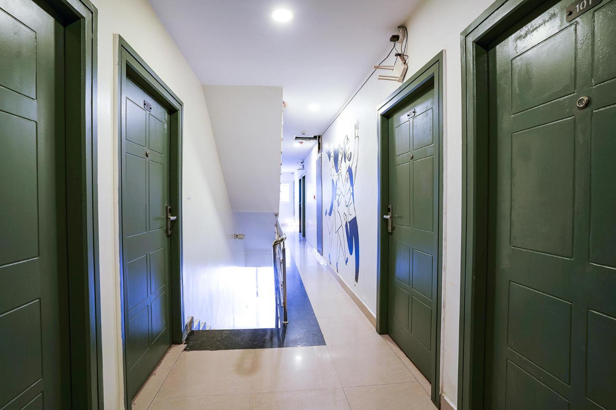 Fabhotel Royal Sterling- Manyata Tech Park Hotel 3*