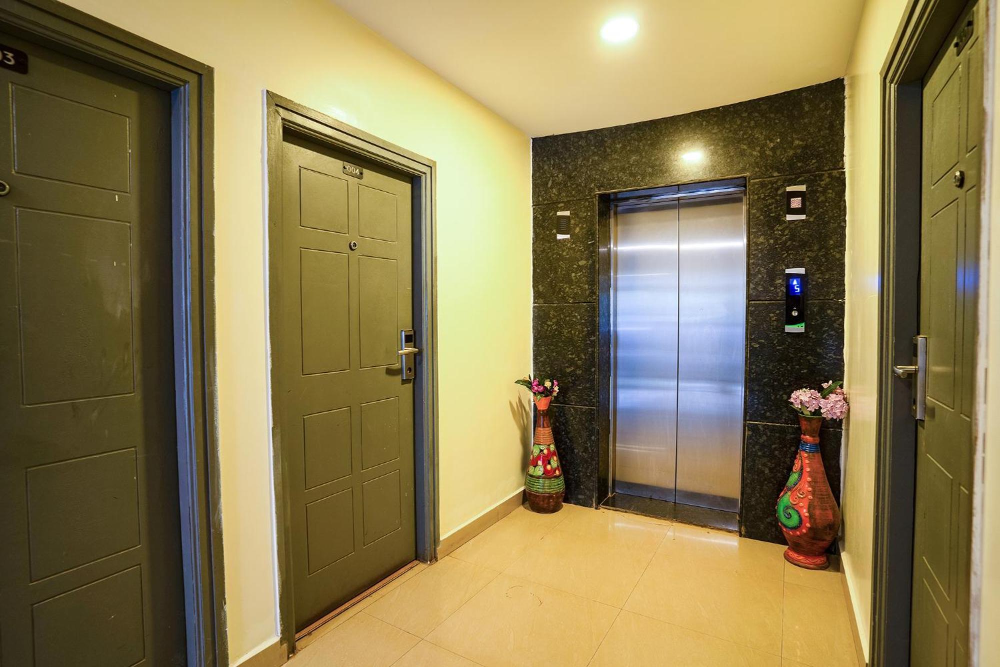 Fabhotel Royal Sterling- Manyata Tech Park 3*