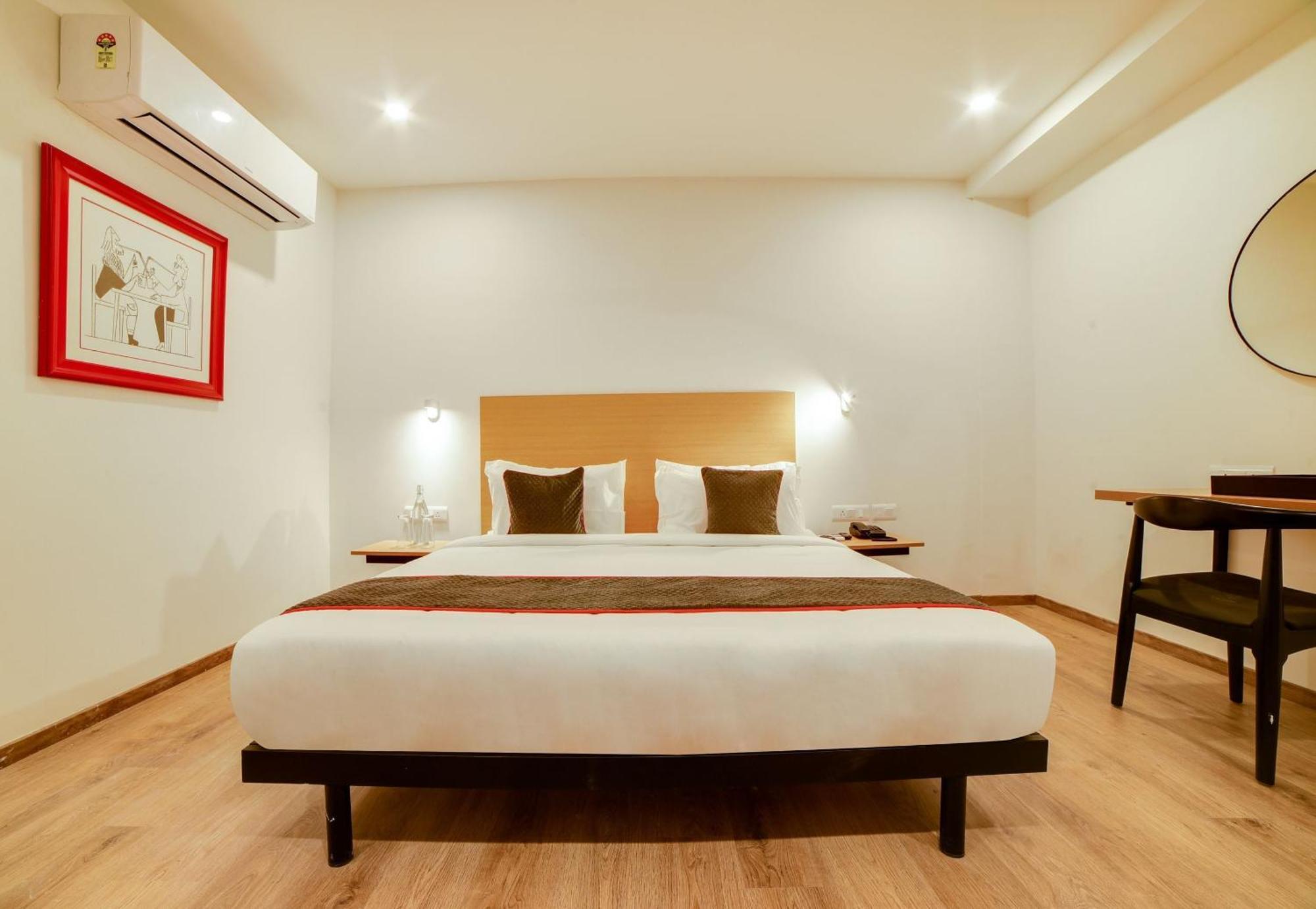 Super Townhouse Hosur Main Road Bommanahalli Near Gopalan Innovation Mall