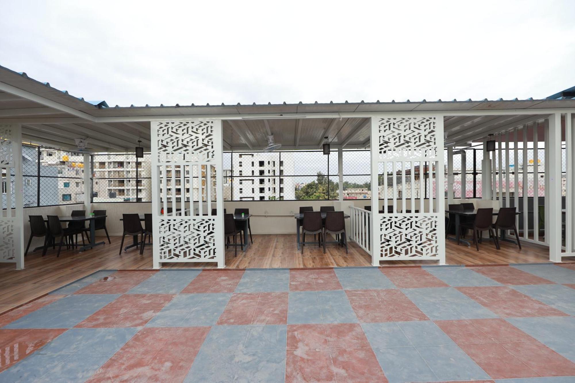 Amulya Relax Hotel