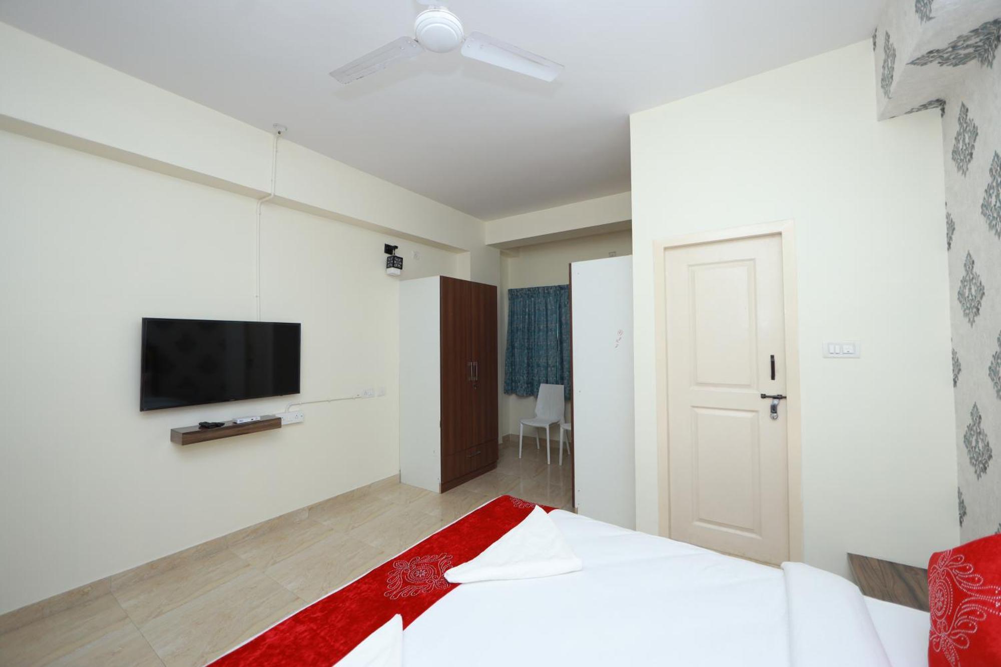 Amulya Relax Hotel