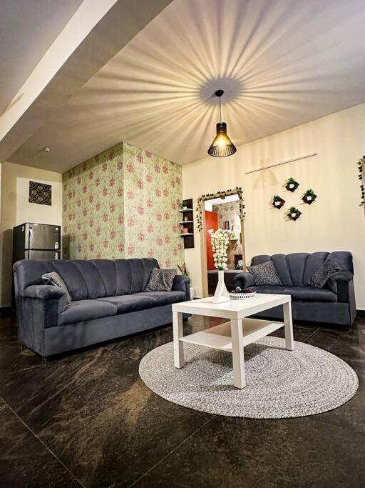 Apartment Lasa Penthouse - Vacation Or Workation 2bhk Flat *