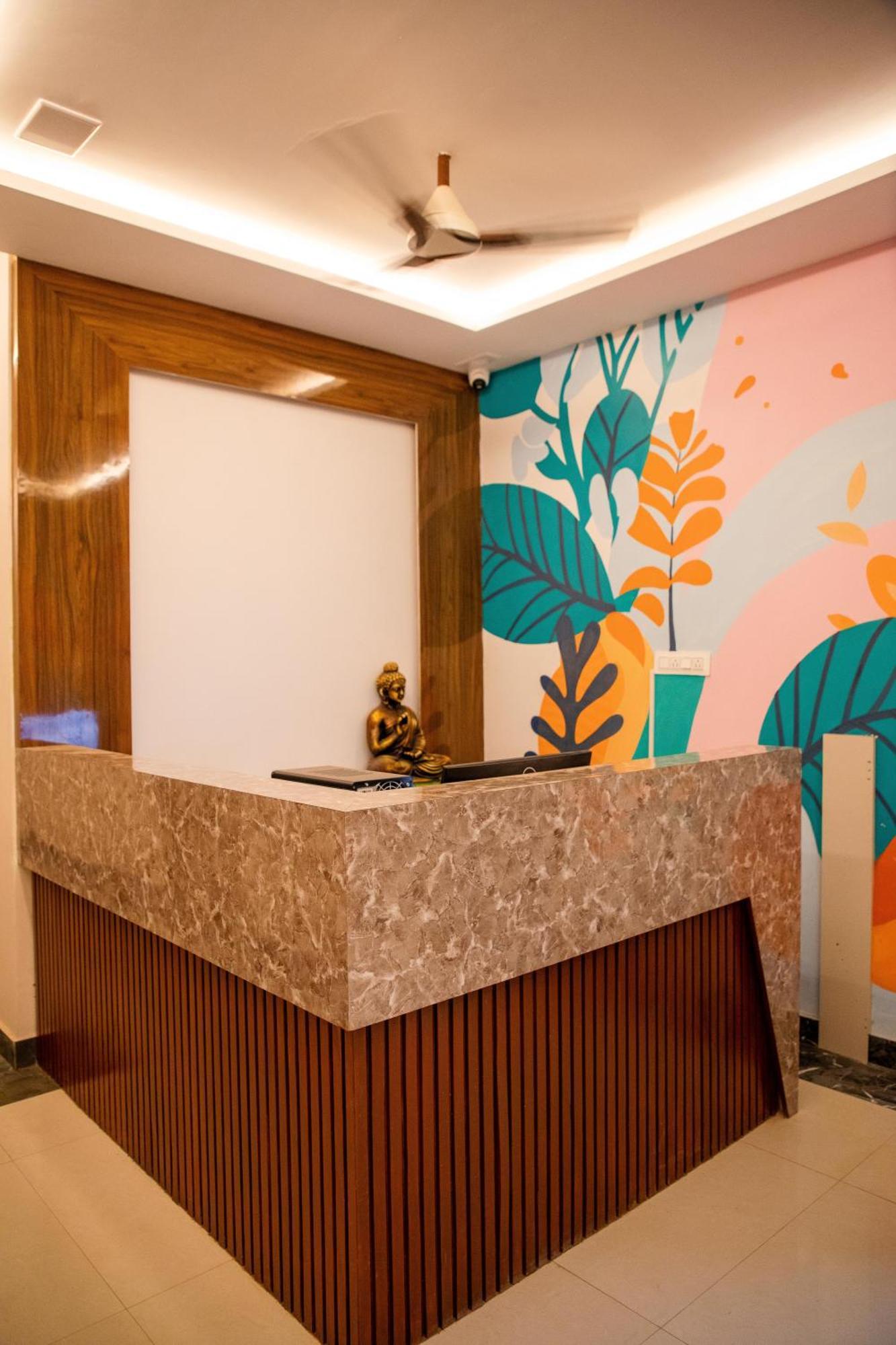 Hotel Serenity