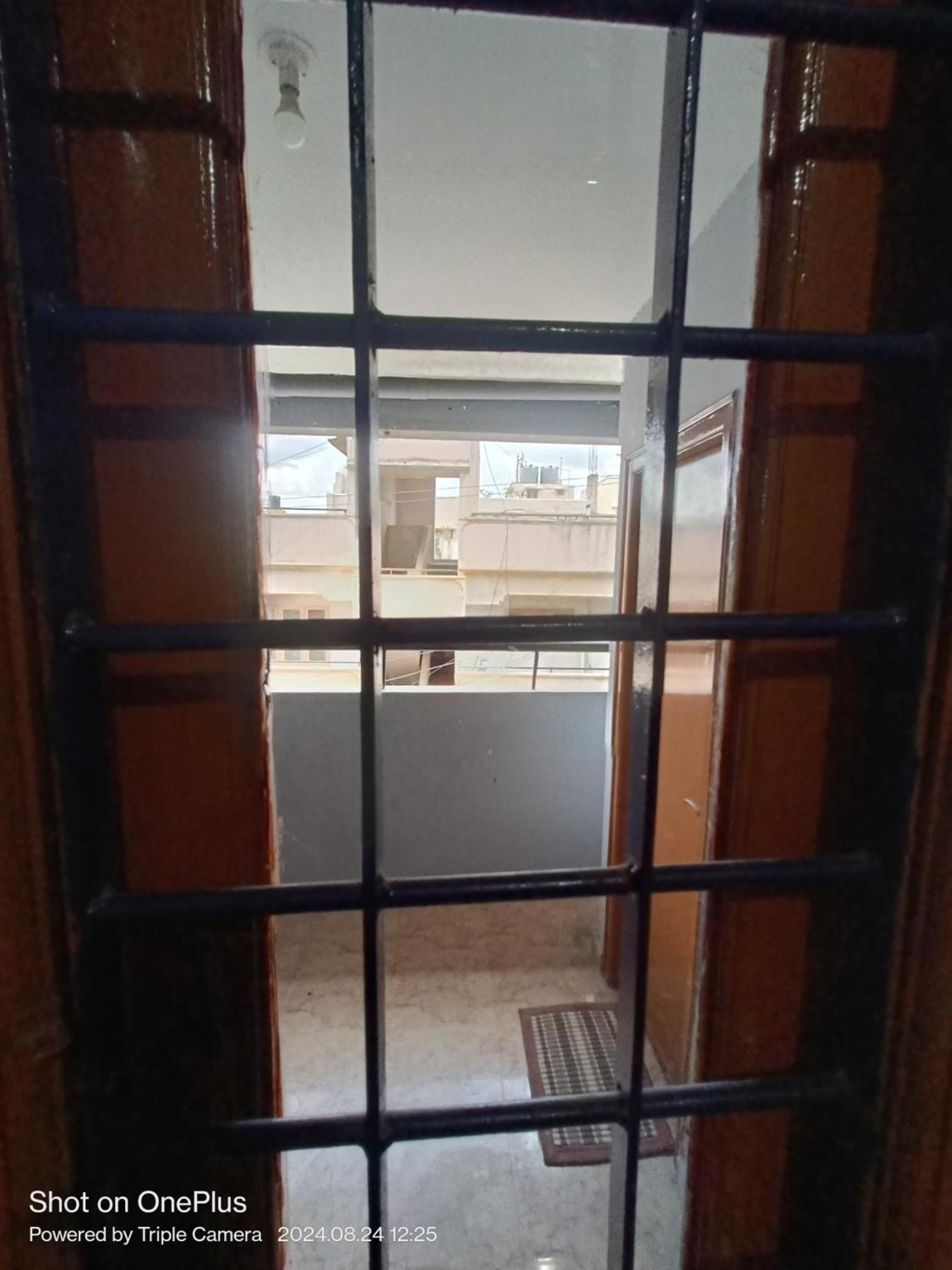 One In A Two Bhk With Kitchen Wifi And Washing Machine Bangalore