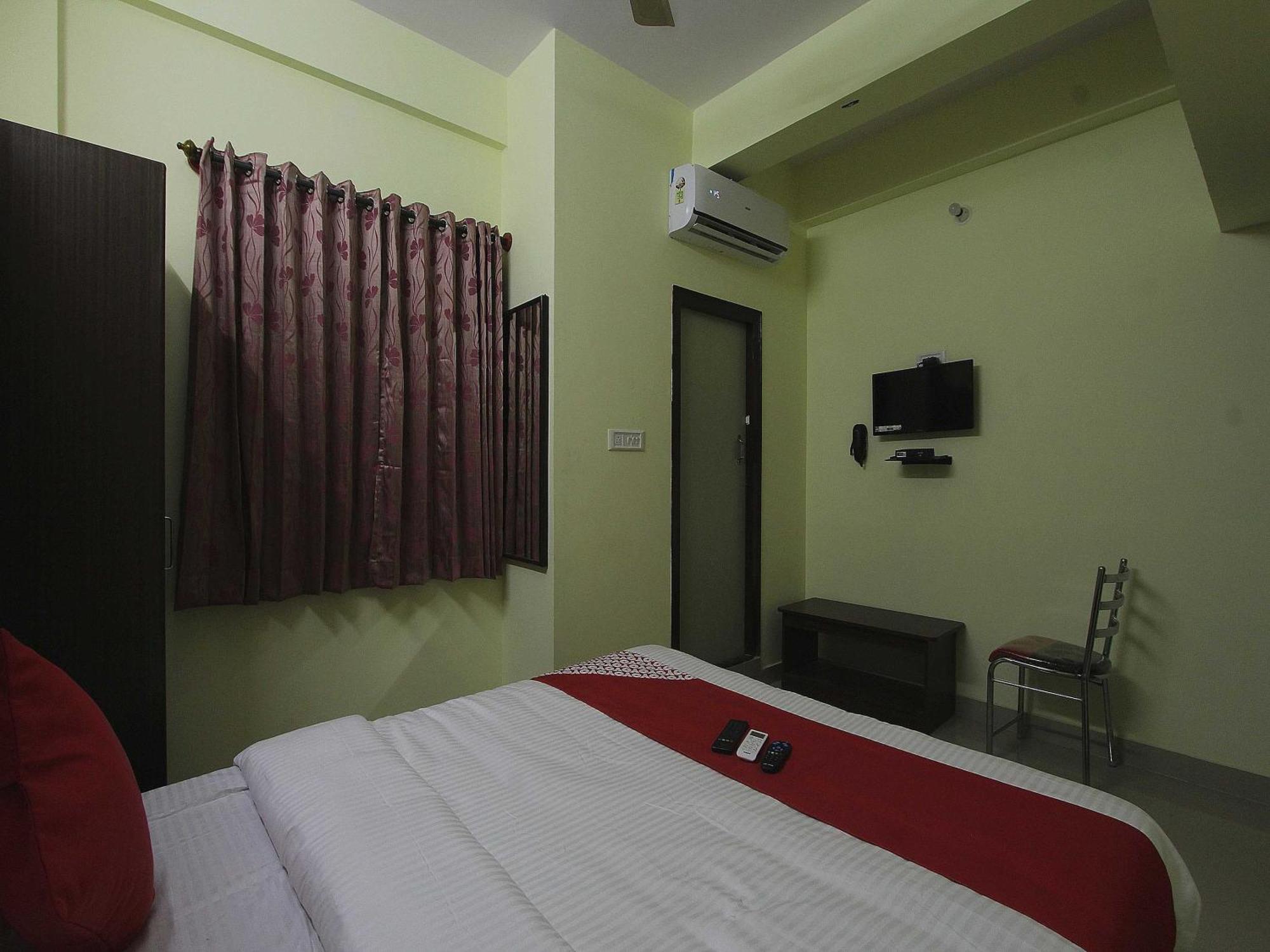 O V R Residency Near Sri Amruth Chithra Mandira 4*