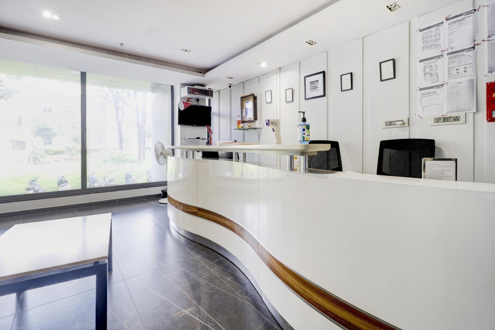 Hotel Sleek Townhouse Galexia And 4*