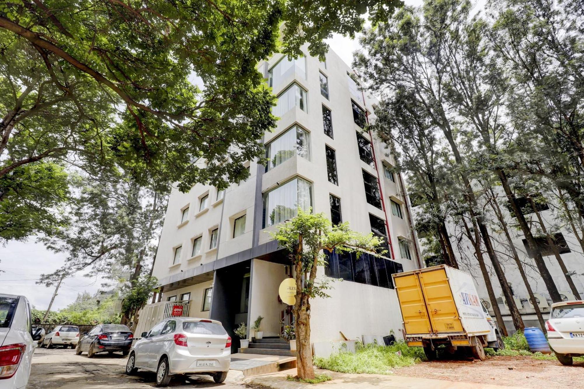 Hotel Sleek Townhouse Galexia And 4*
